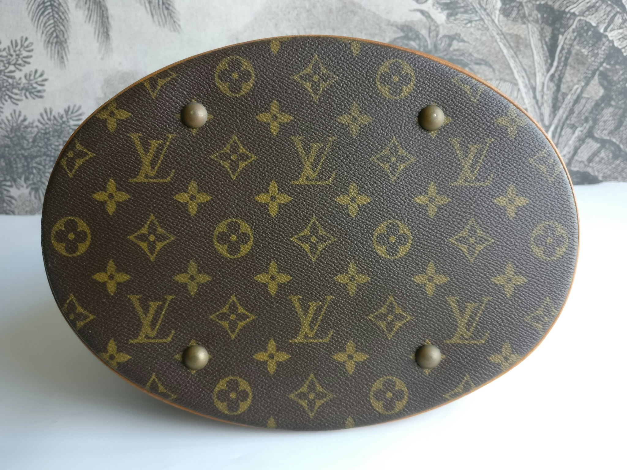 Louis Vuitton Bucket GM