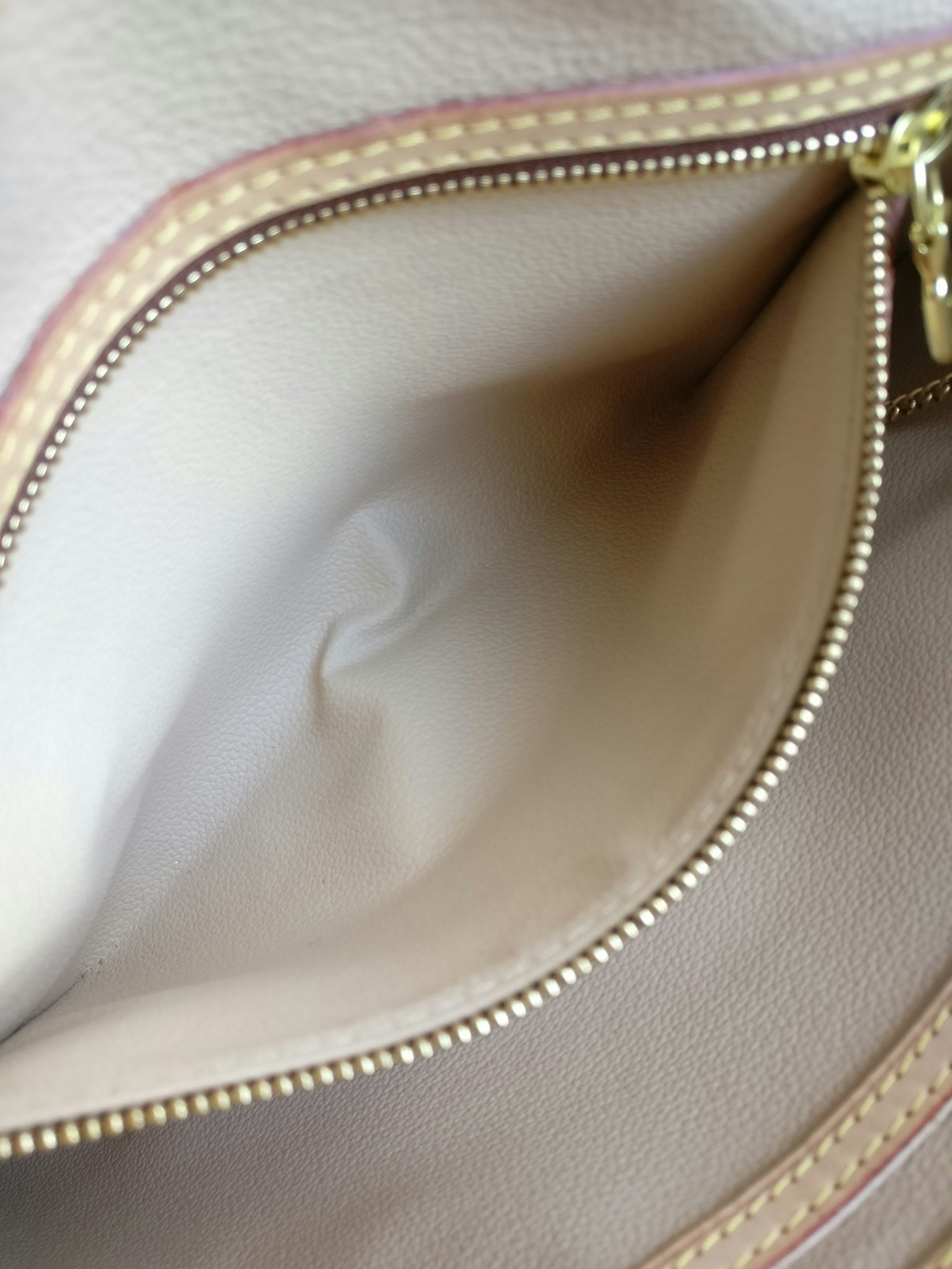 Louis Vuitton Bucket GM