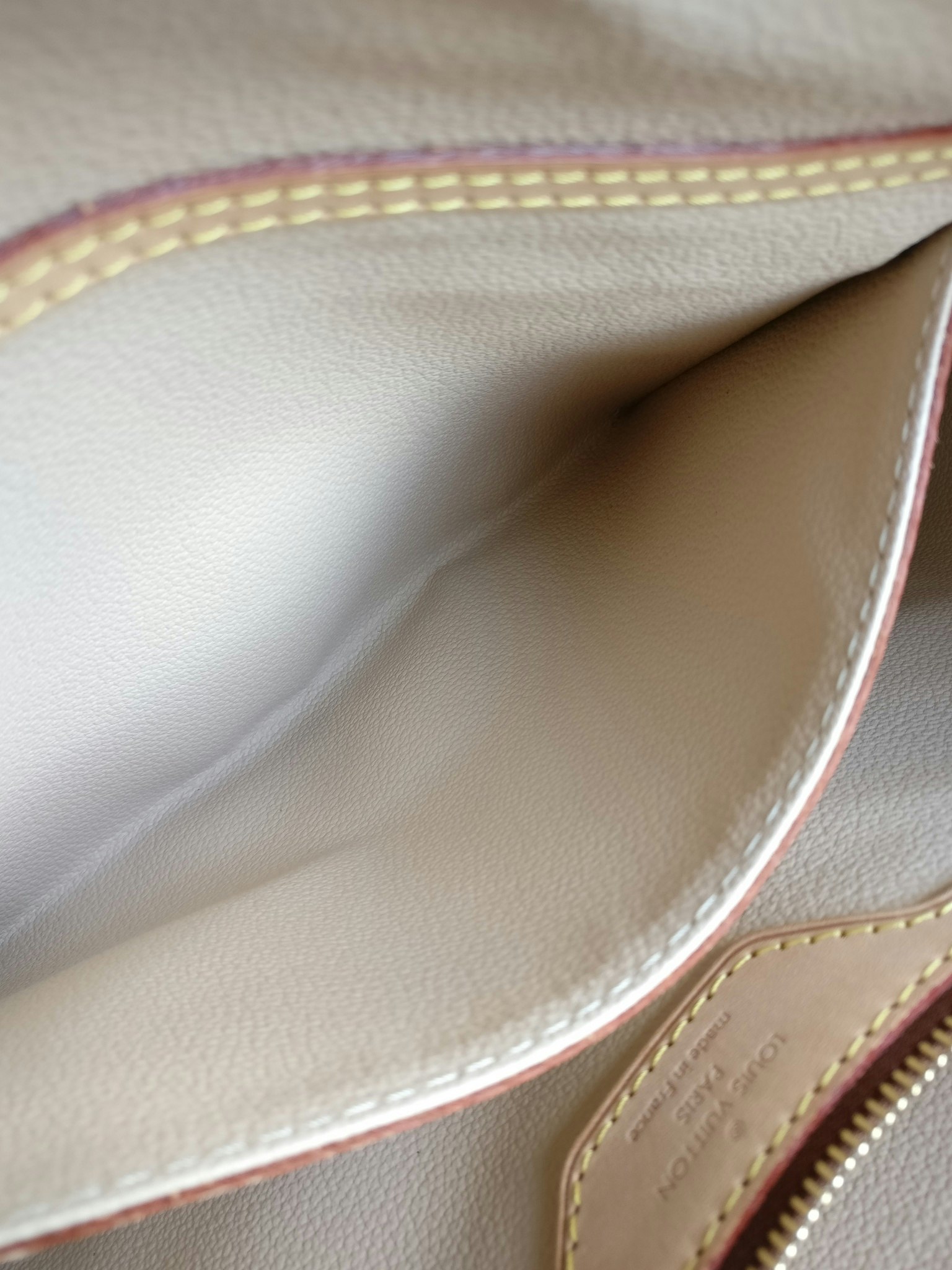 Louis Vuitton Bucket GM
