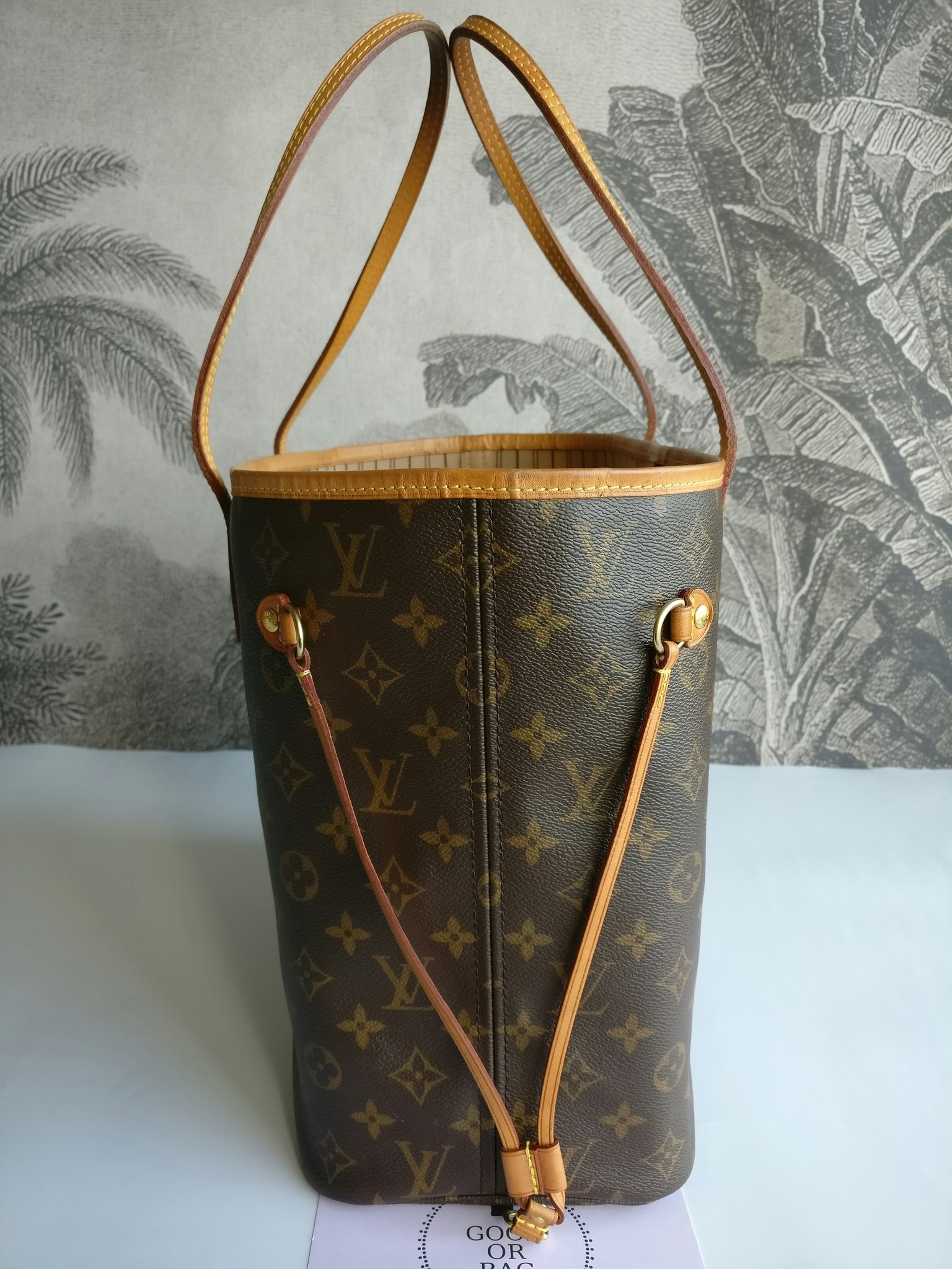 Louis Vuitton Neverfull MM