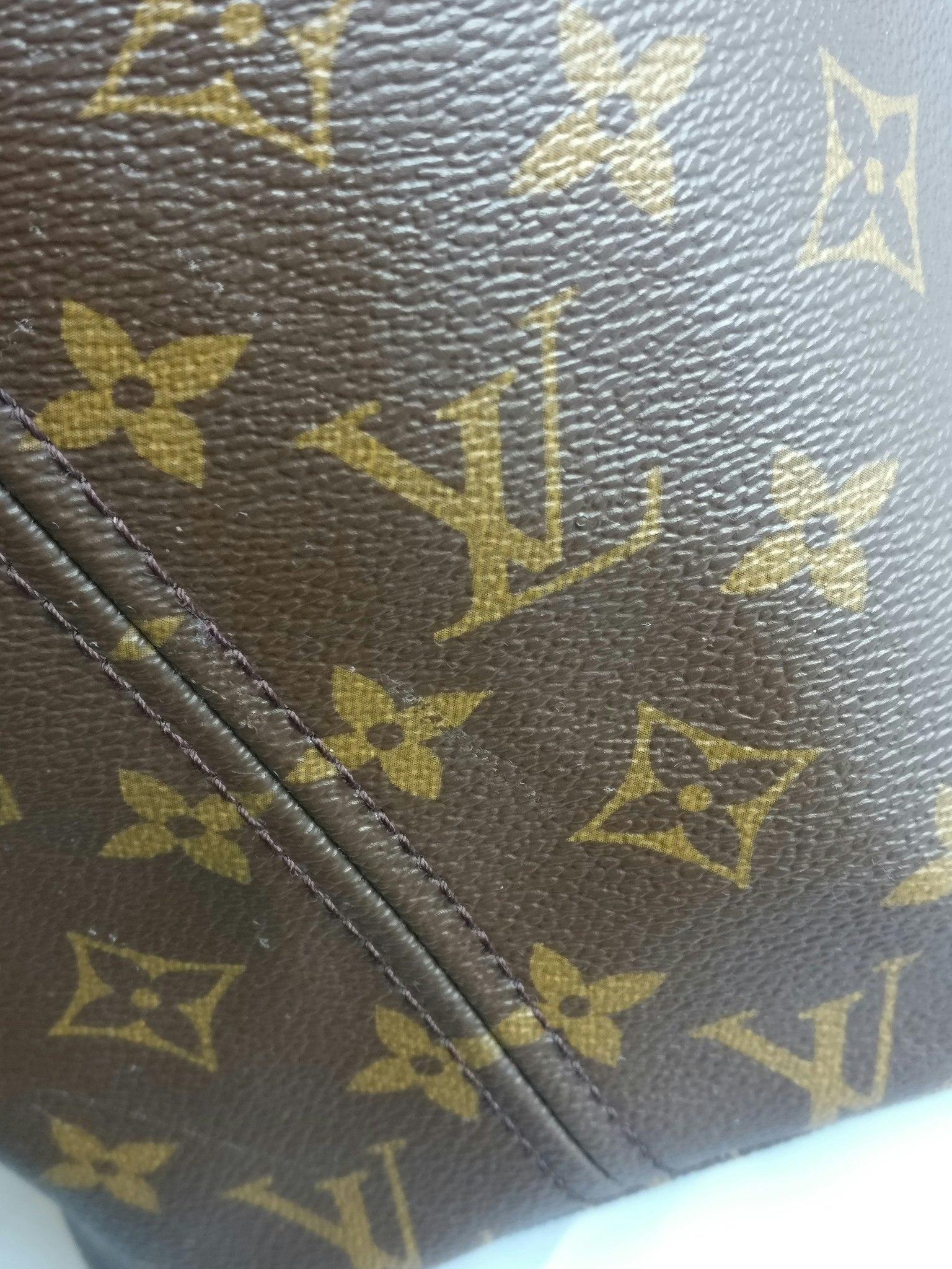 Louis Vuitton Neverfull MM