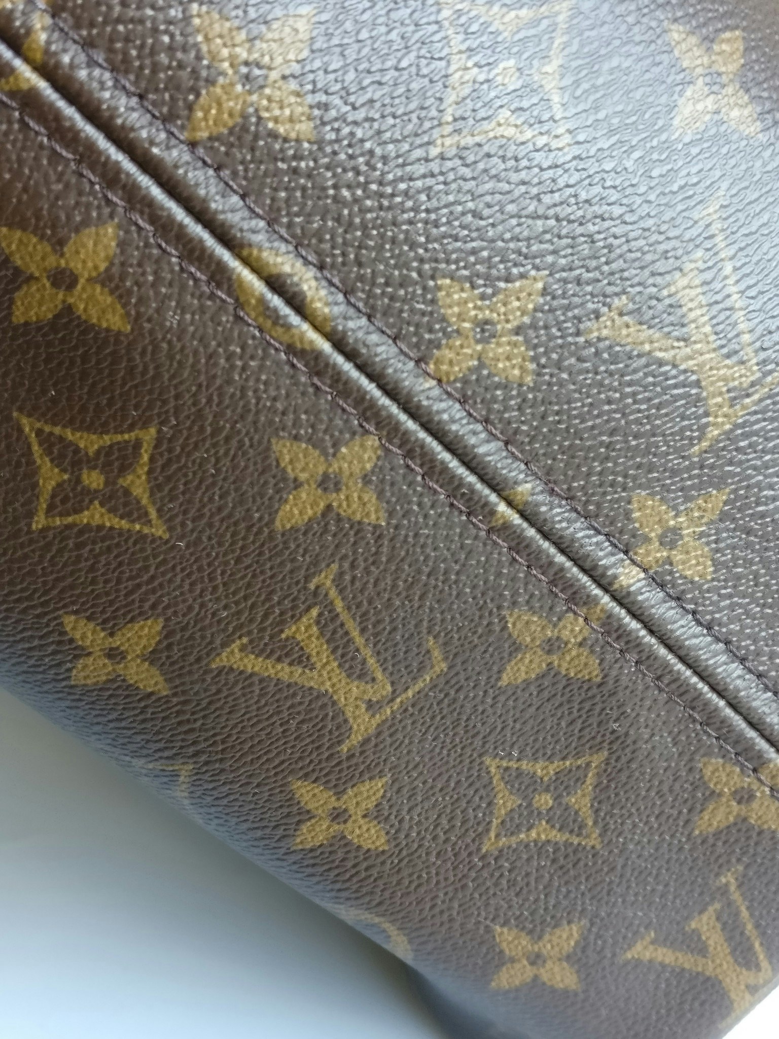 Louis Vuitton Neverfull MM