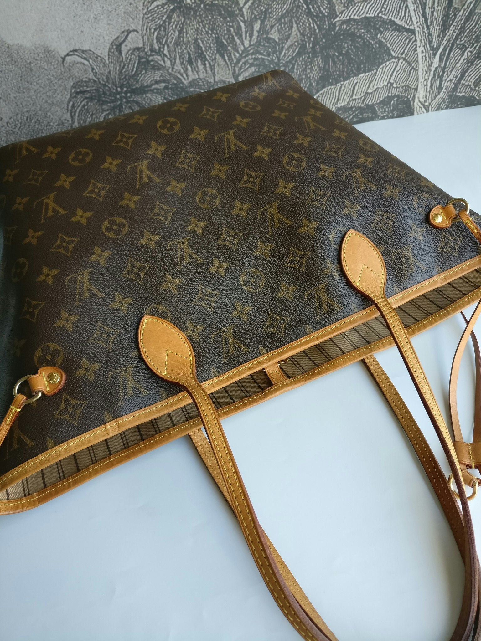 Louis Vuitton Neverfull MM