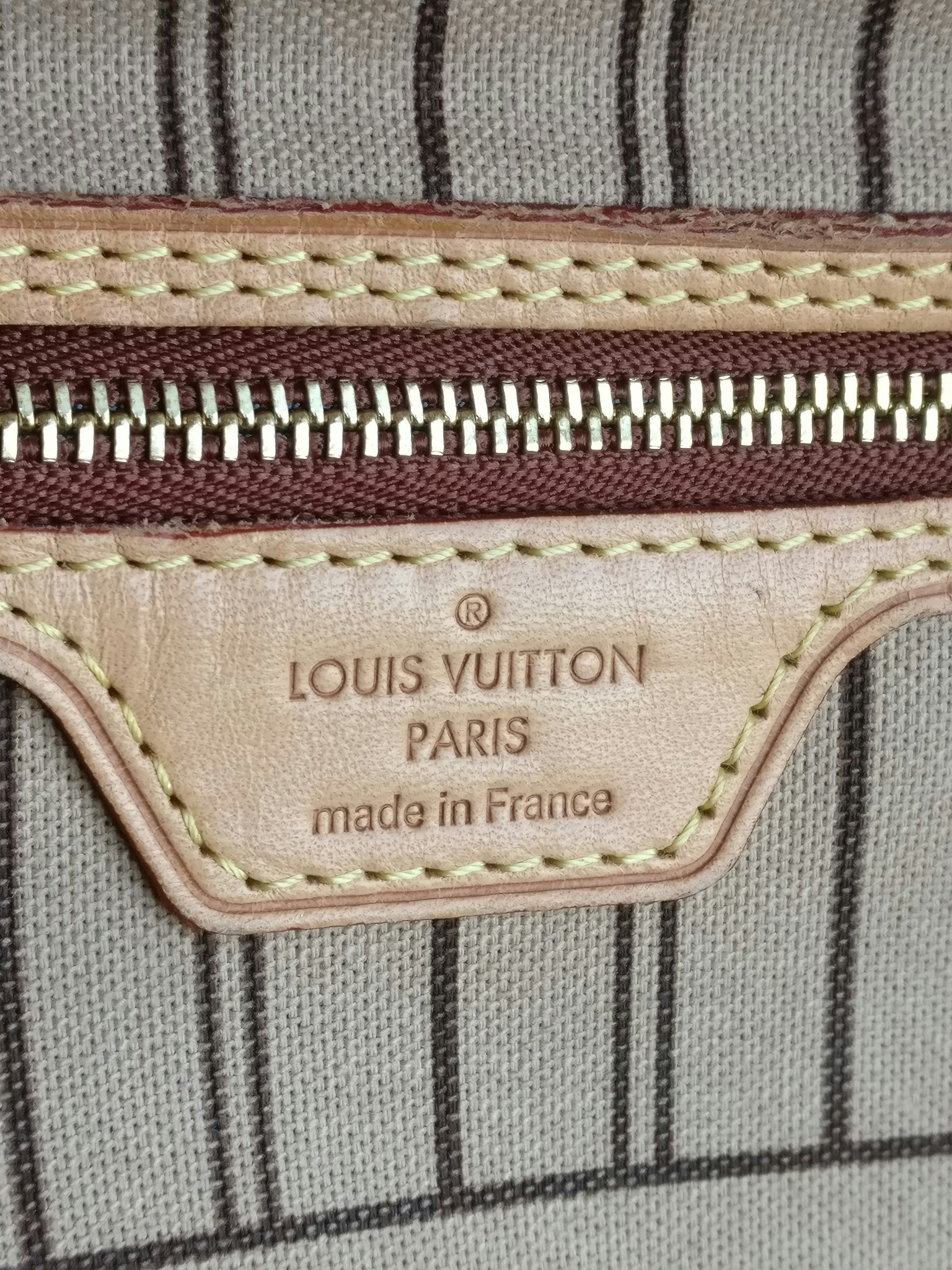 Louis Vuitton Neverfull MM