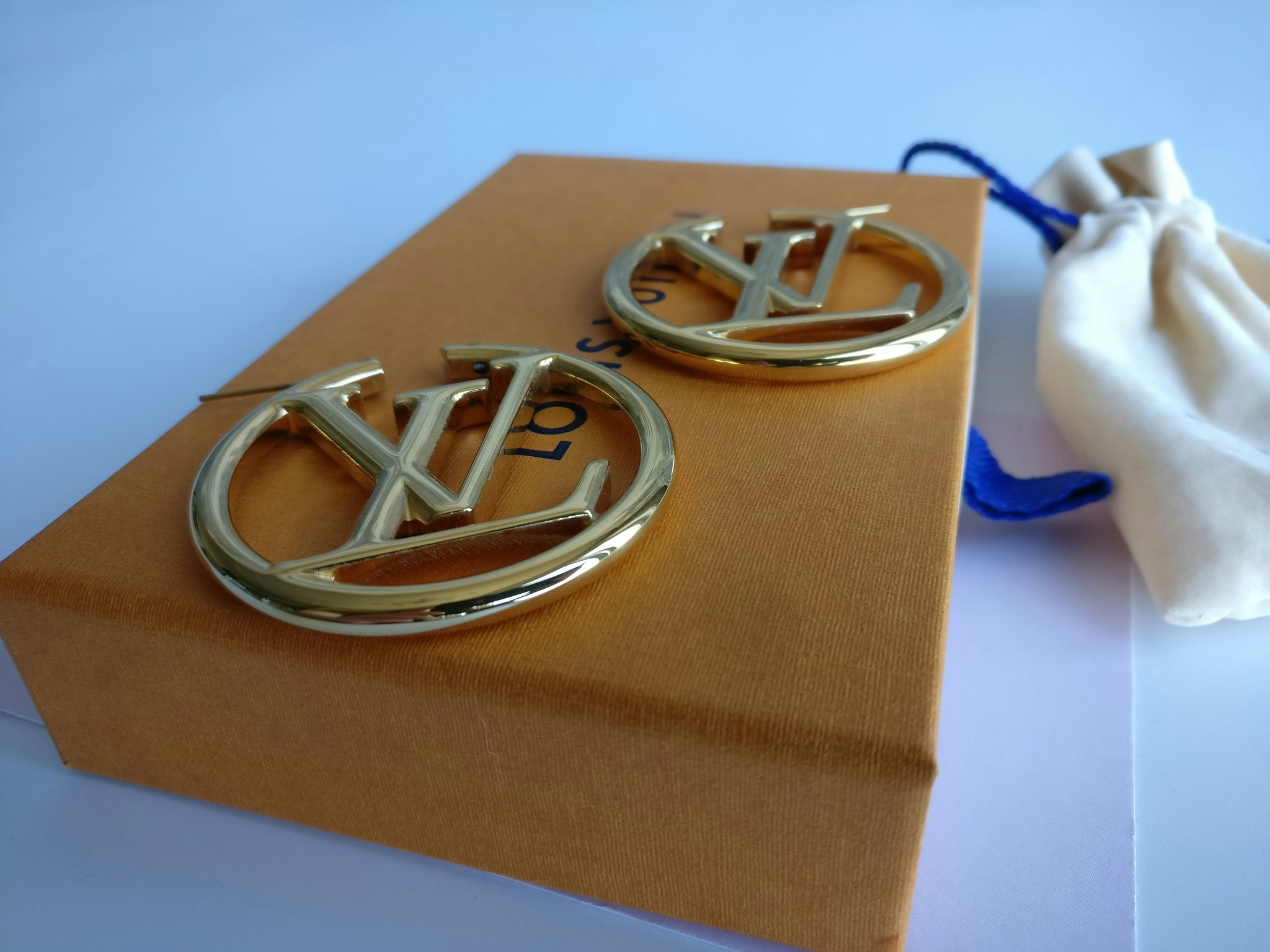 Louis Vuitton Louise Hoop GM earrings