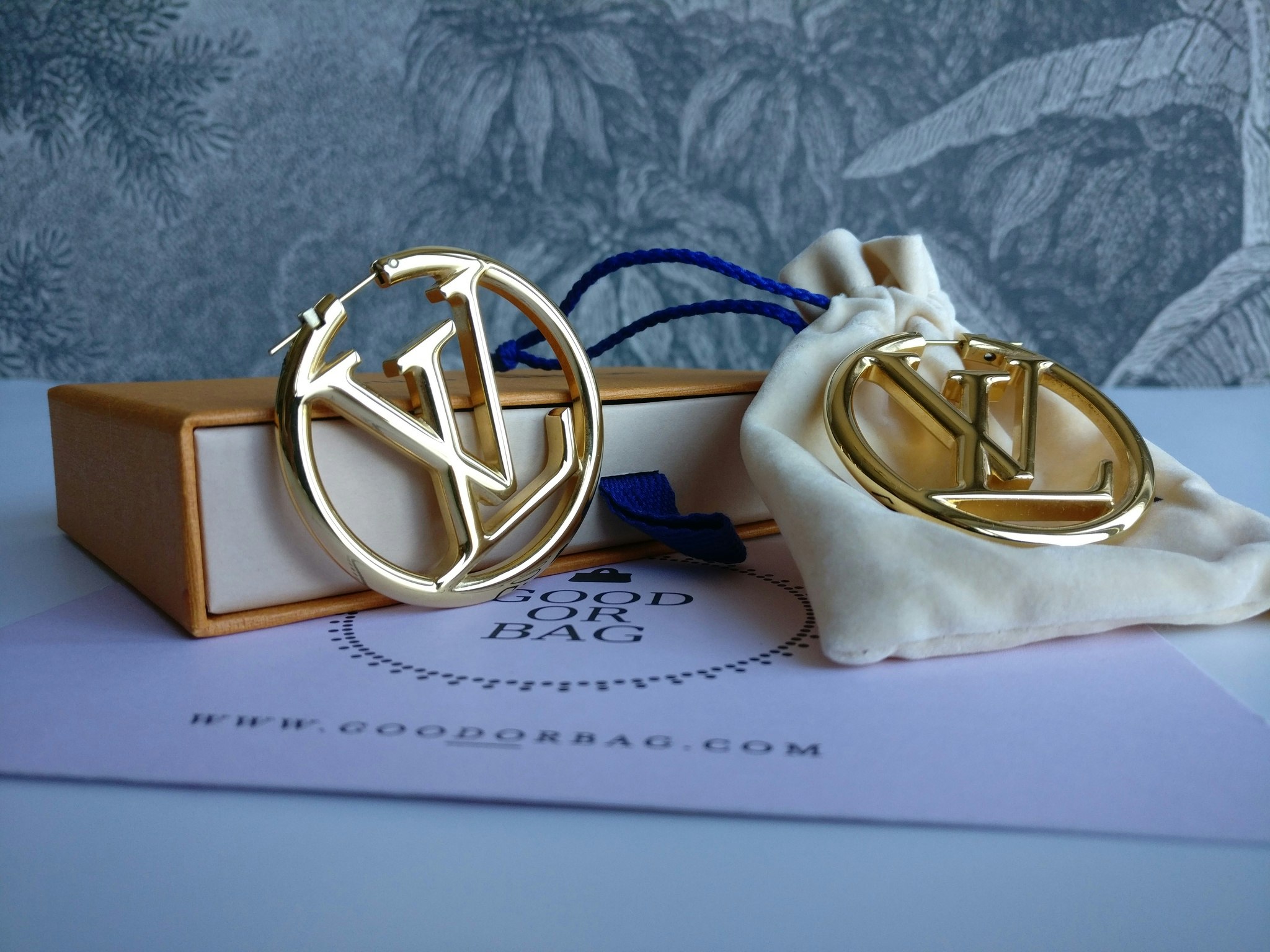 Louis Vuitton Louise Hoop GM earrings