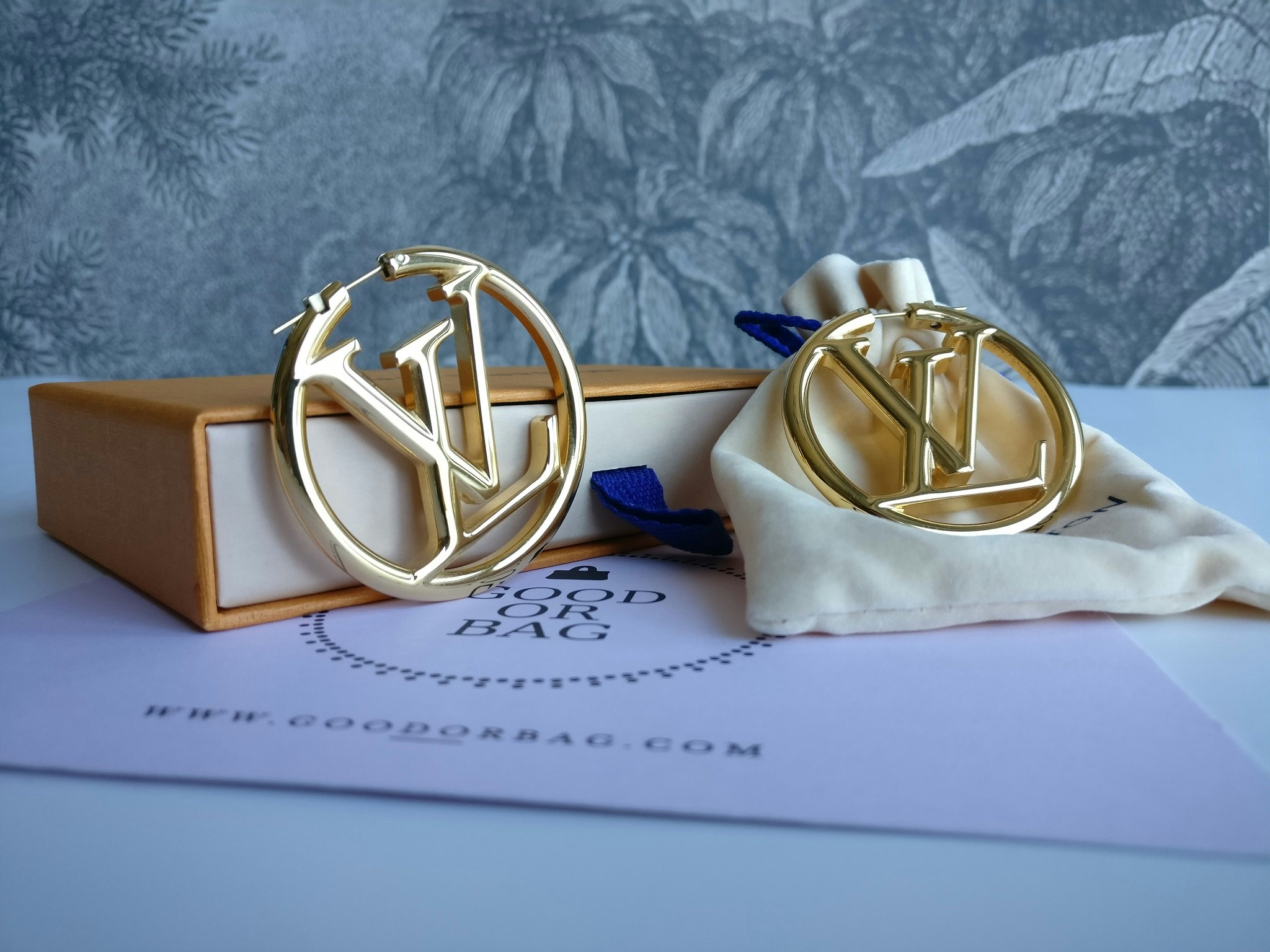 Louis Vuitton Louise Hoop GM earrings