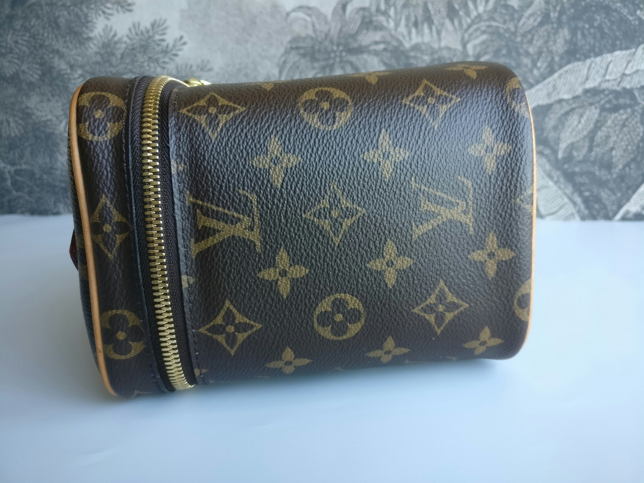 Louis Vuitton Nice BB Vanity