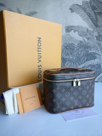 Louis Vuitton Nice BB Vanity
