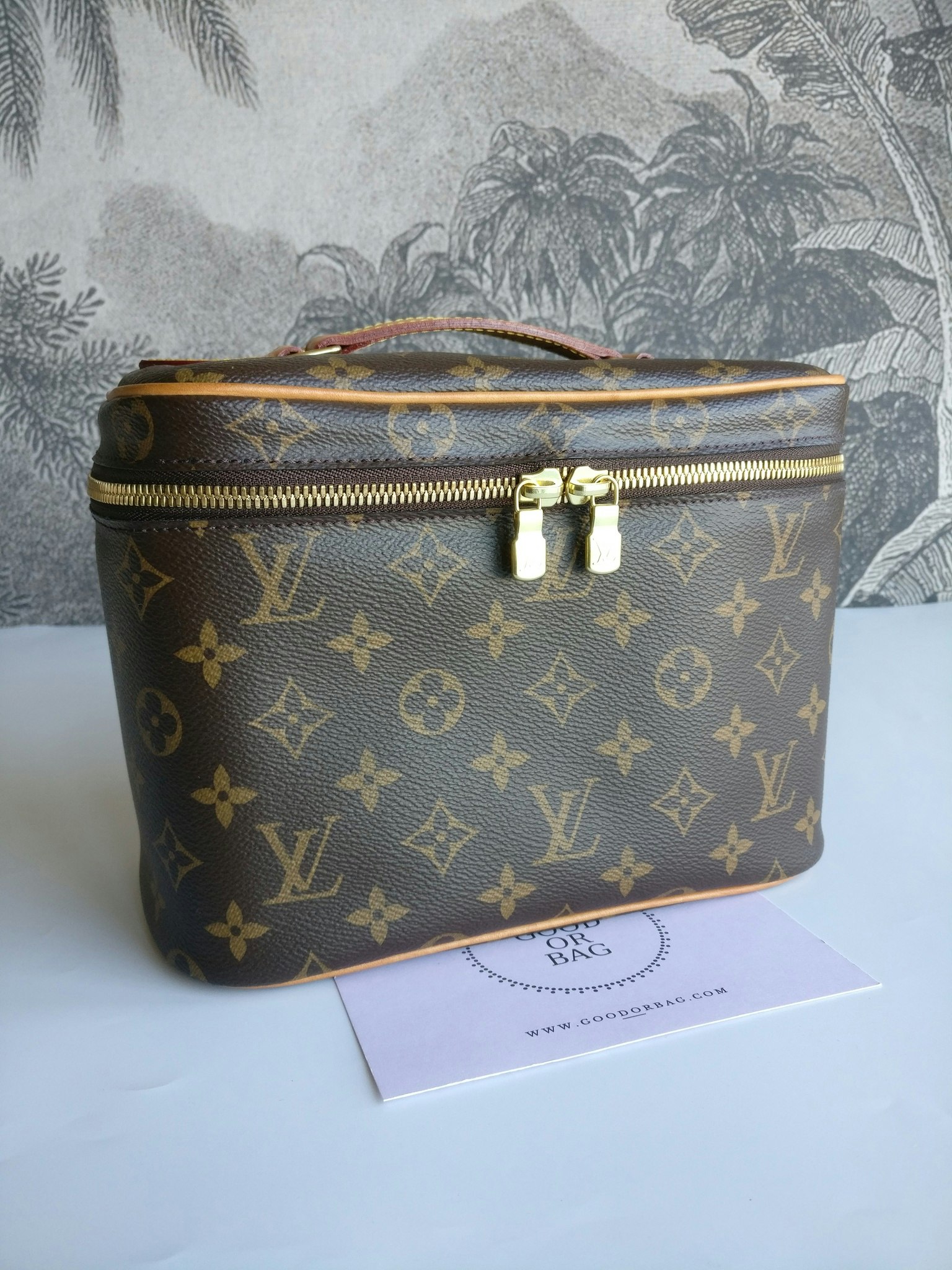Louis Vuitton Nice BB Vanity