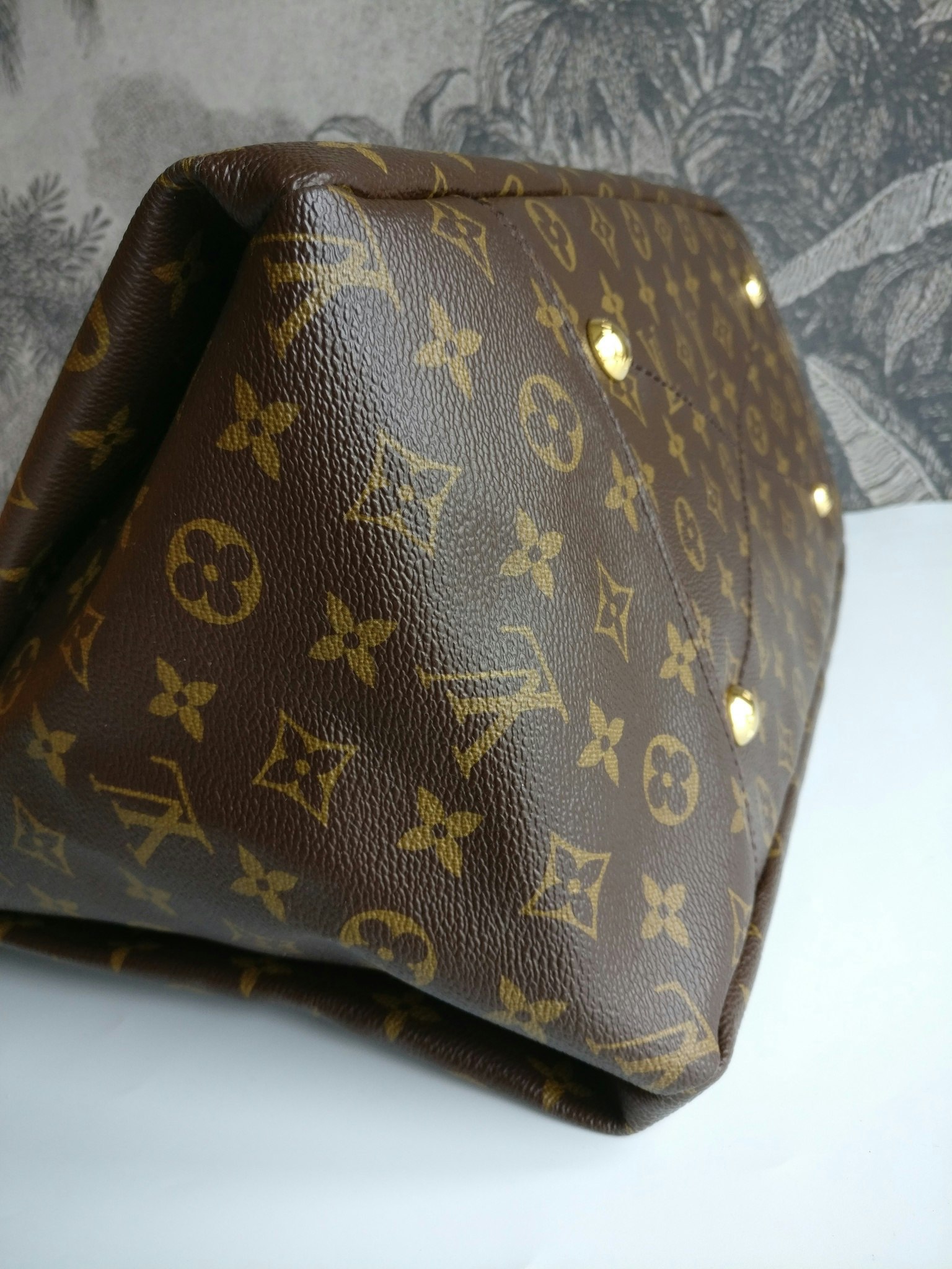 Louis Vuitton Artsy MM monogram