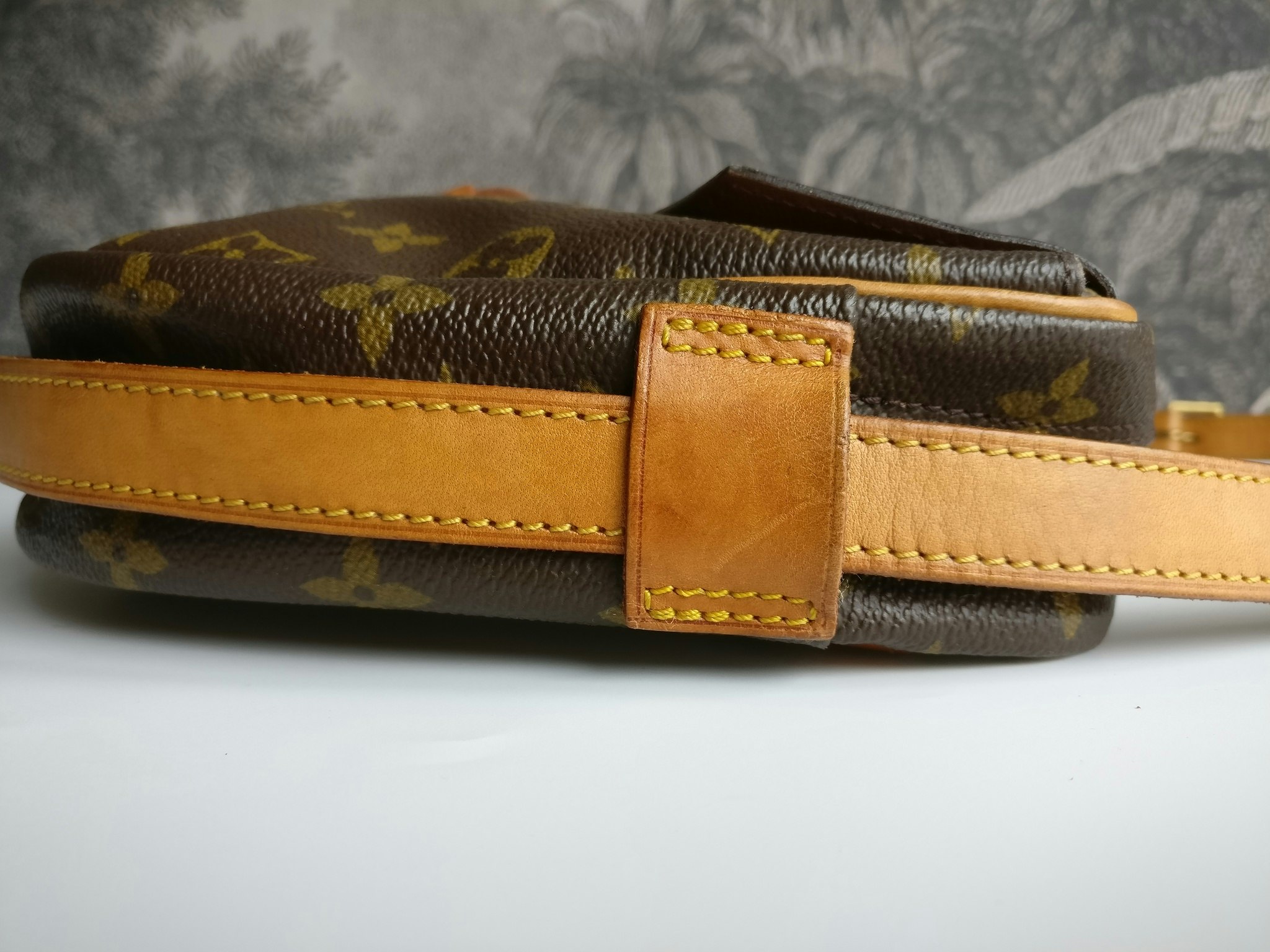 Louis Vuitton Jeune Fille GM