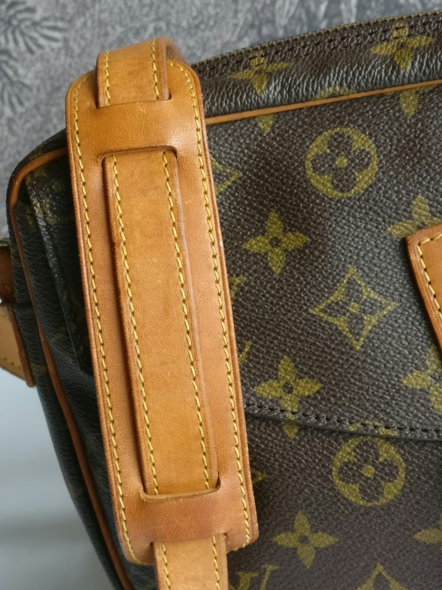 Louis Vuitton Jeune Fille GM