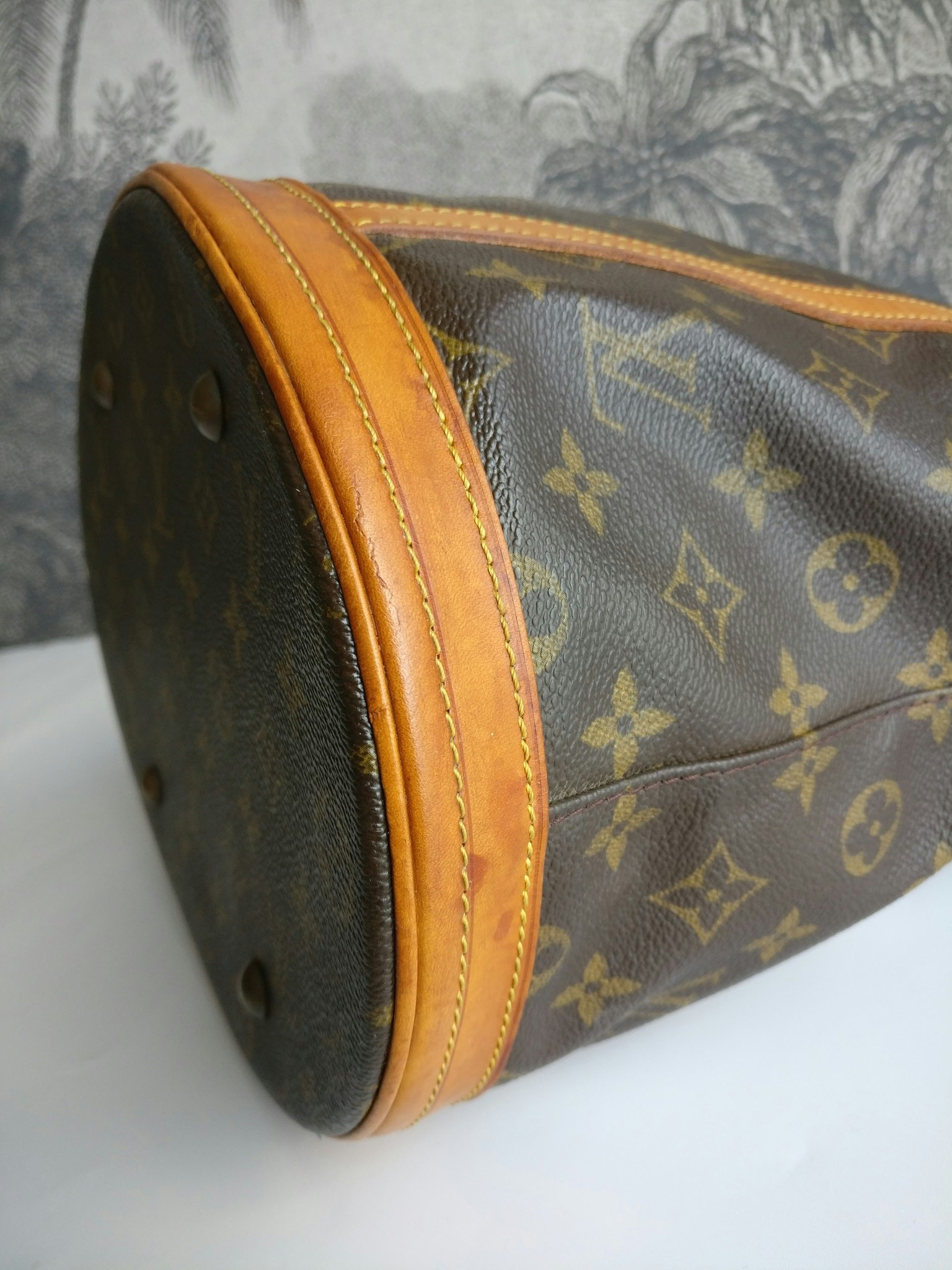 Louis Vuitton Bucket GM