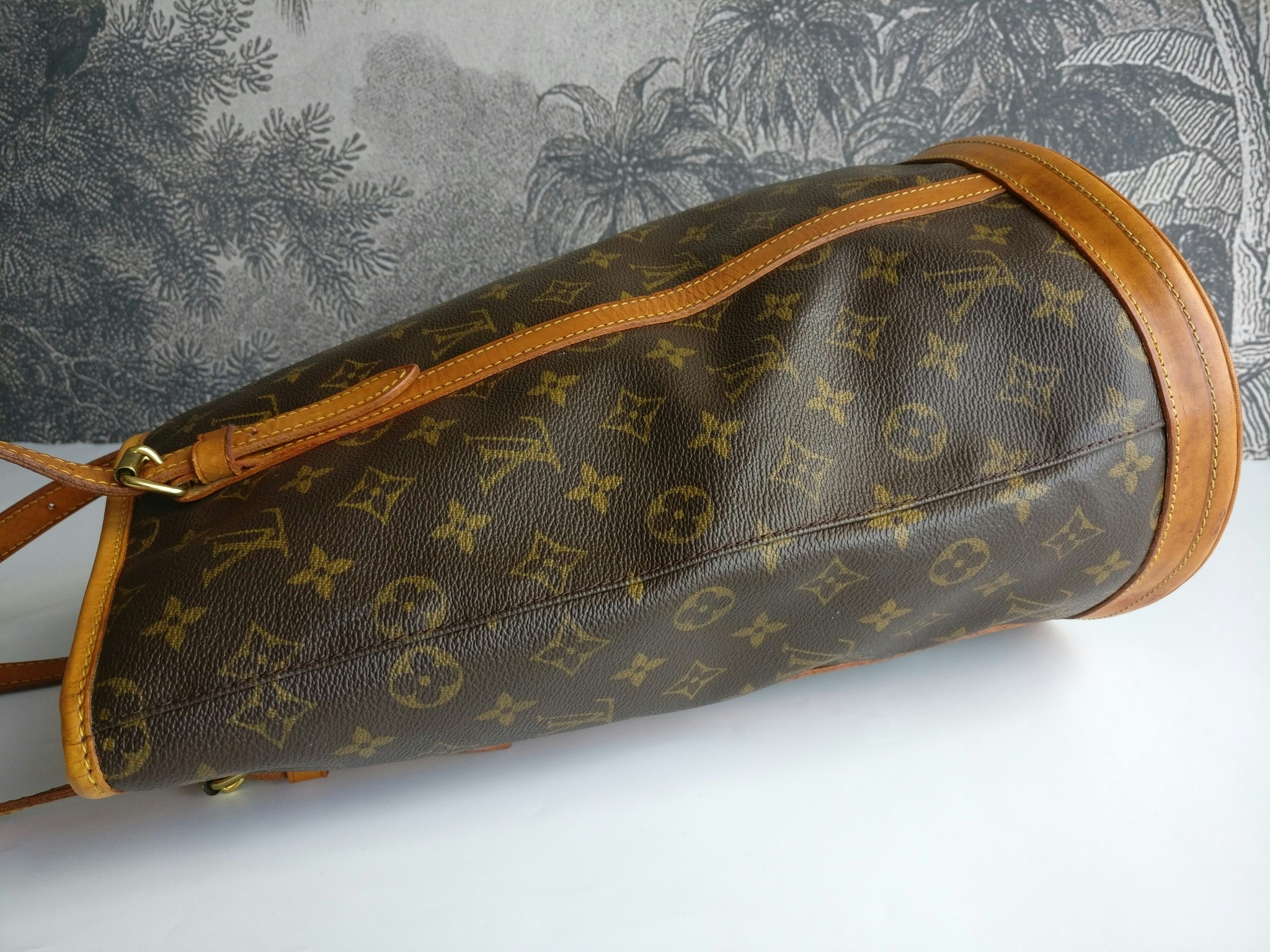 Louis Vuitton Bucket GM