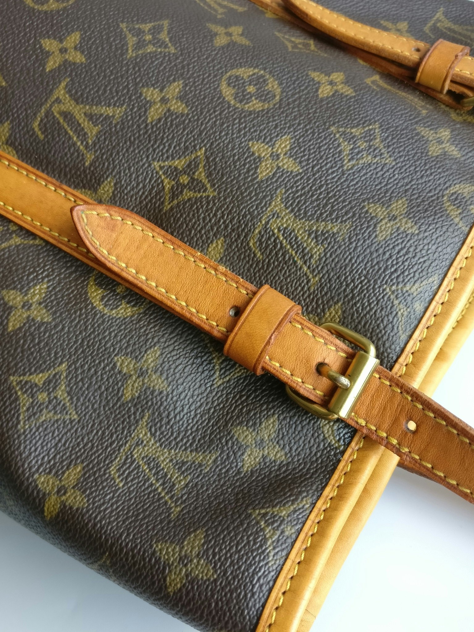 Louis Vuitton Bucket GM
