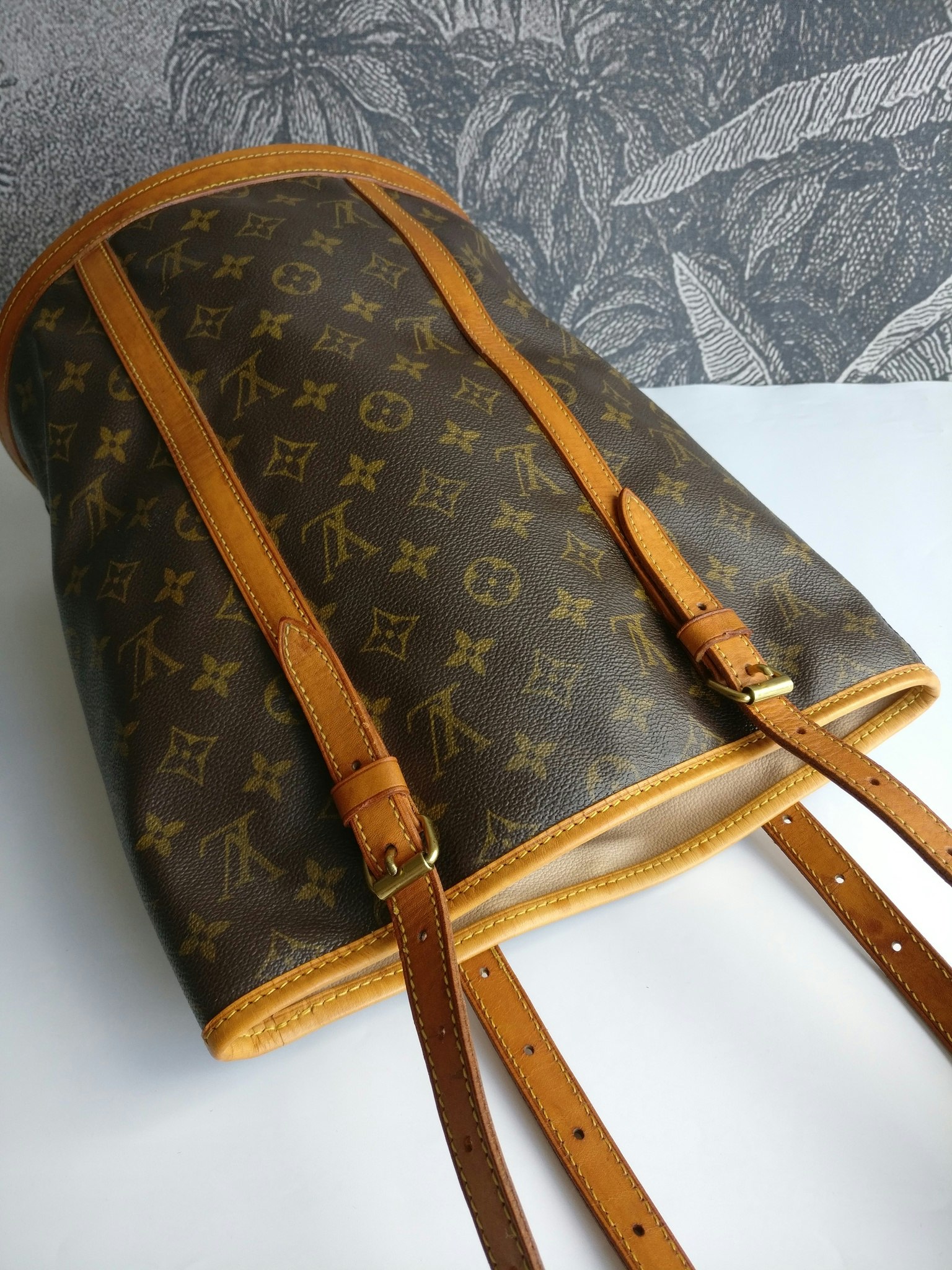 Louis Vuitton Bucket GM