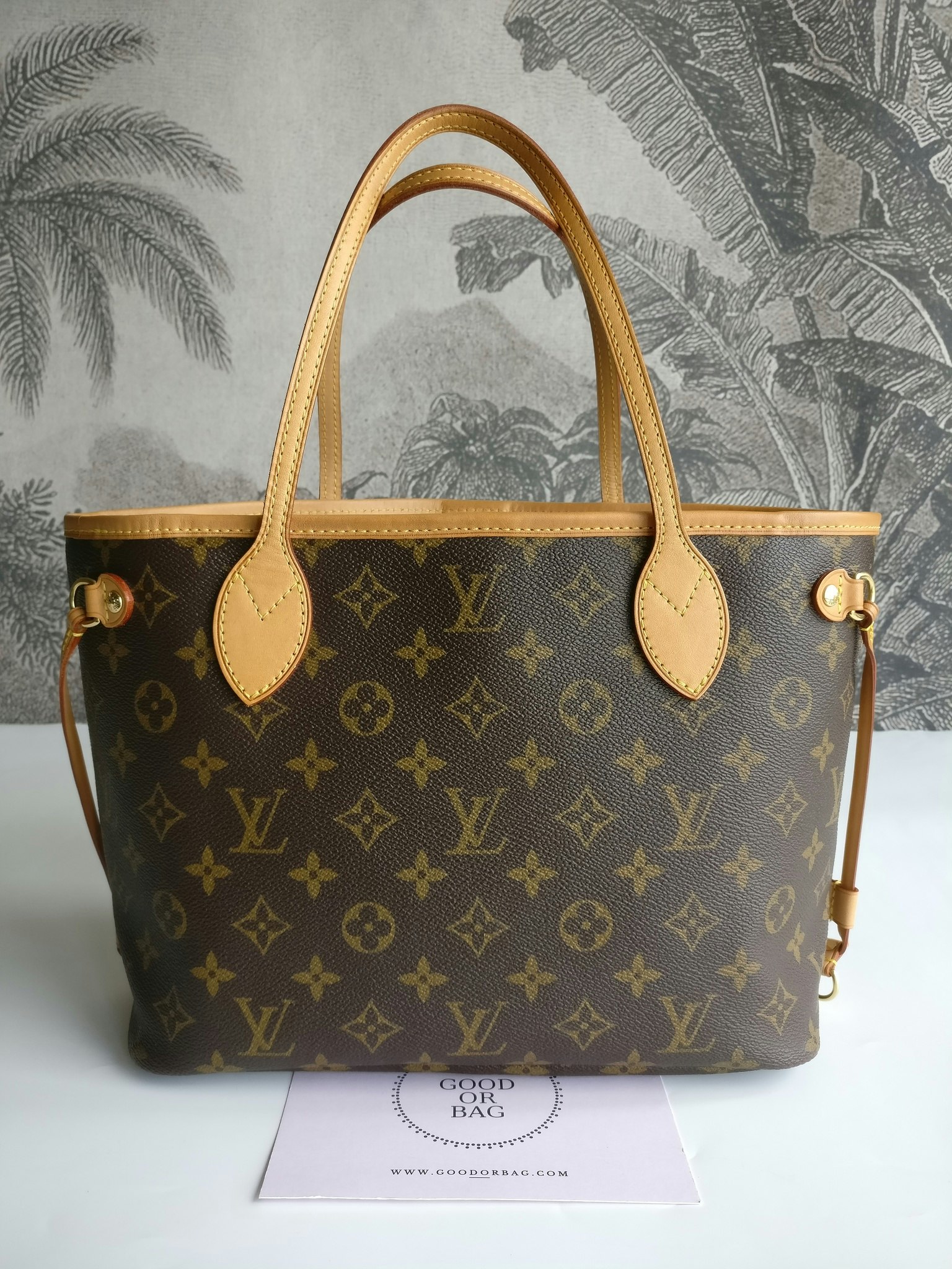 Louis Vuitton Neverfull PM