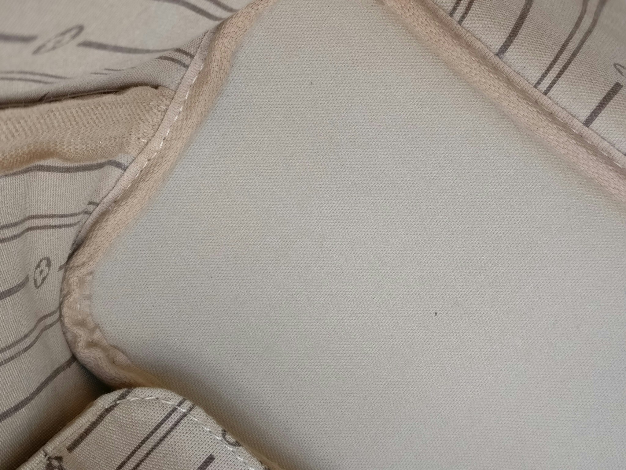 Louis Vuitton Neverfull PM