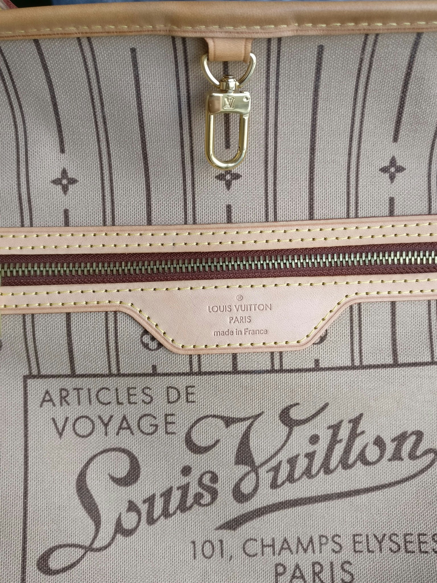 Louis Vuitton Neverfull PM