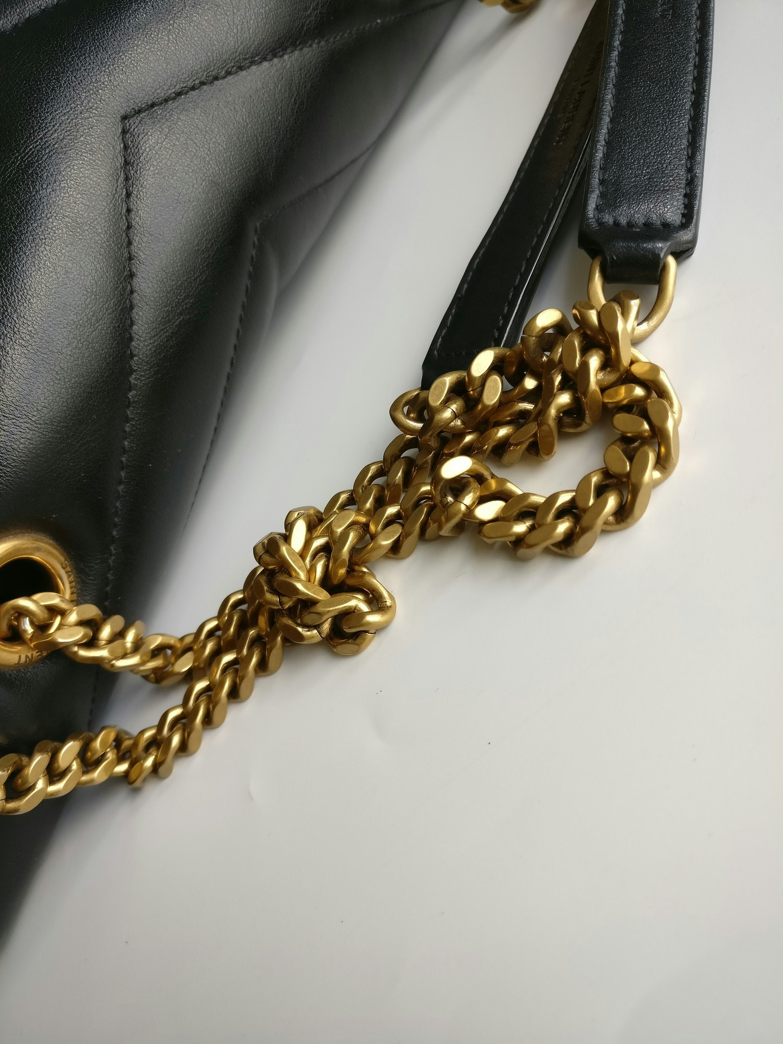 Saint Laurent LouLou Medium Y