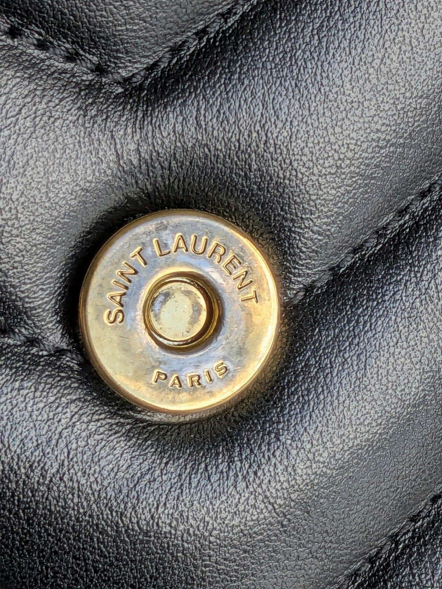 Saint Laurent LouLou Medium Y