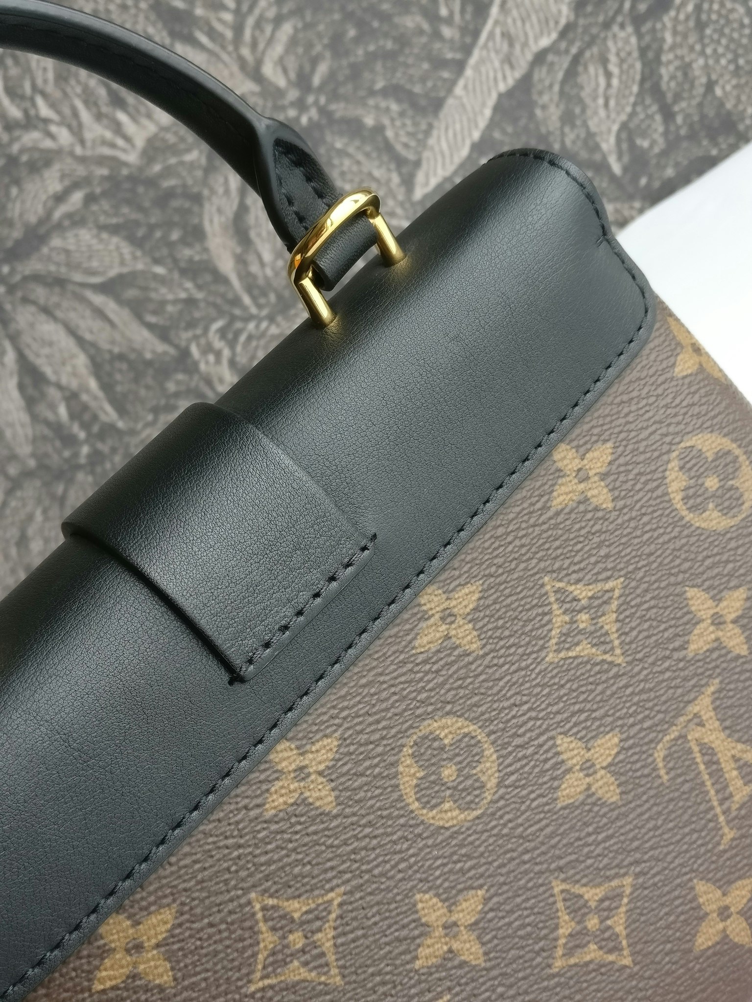 Louis Vuitton Locky BB black monogram