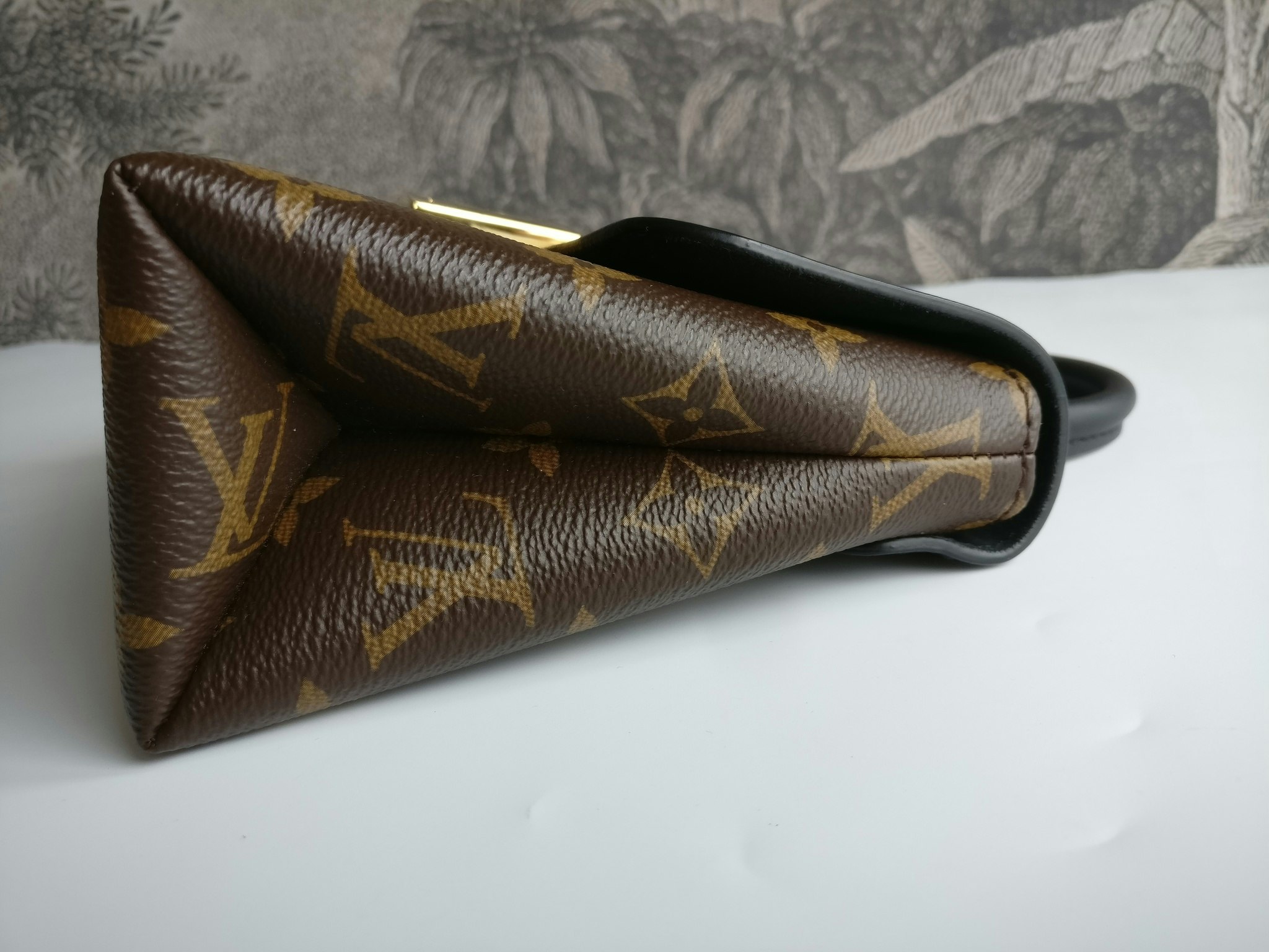 Louis Vuitton Locky BB black monogram