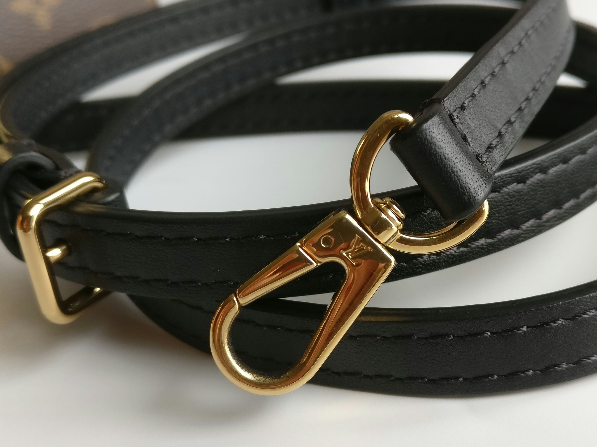 Louis Vuitton Locky BB black monogram