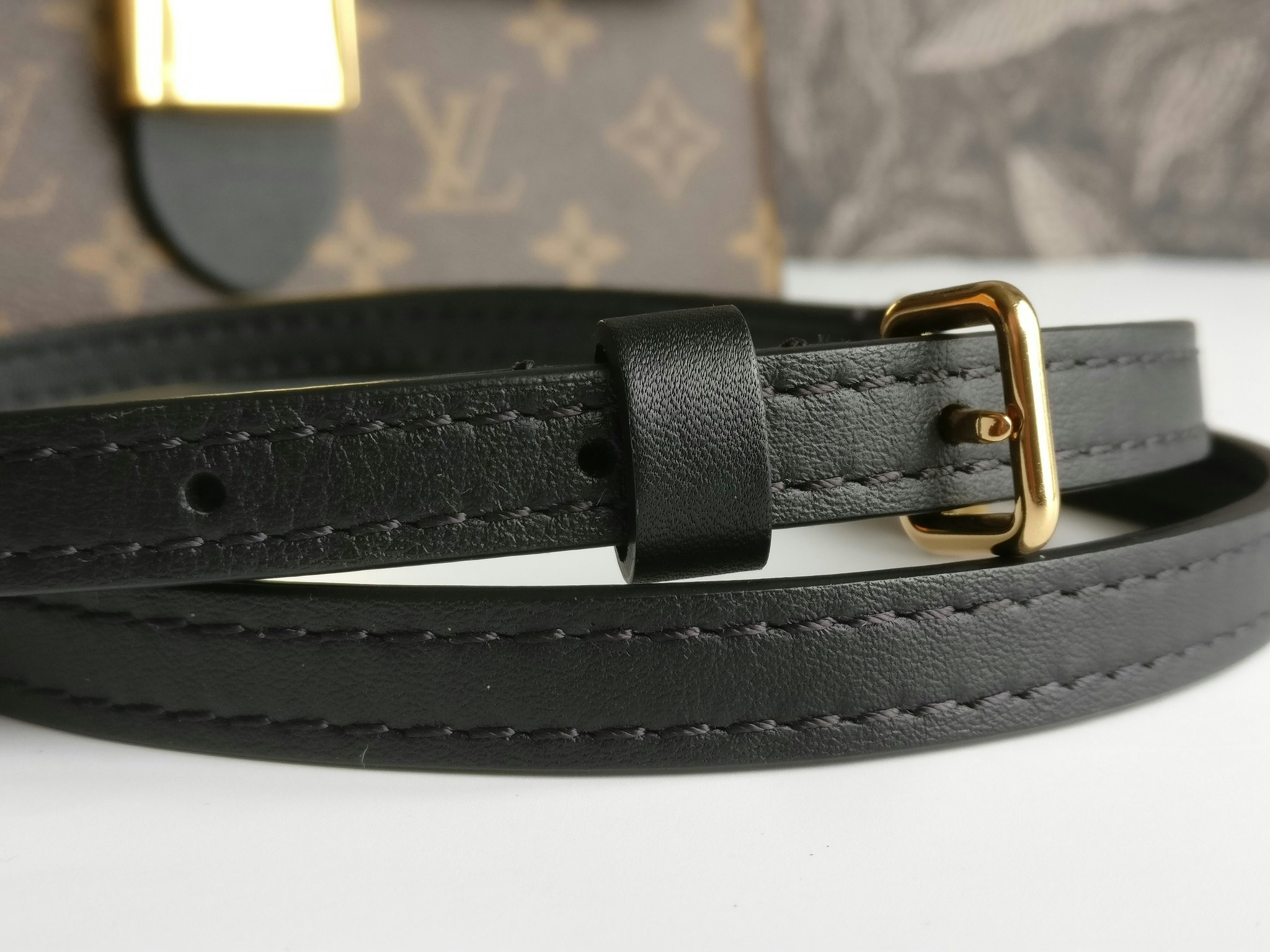 Louis Vuitton Locky BB black monogram