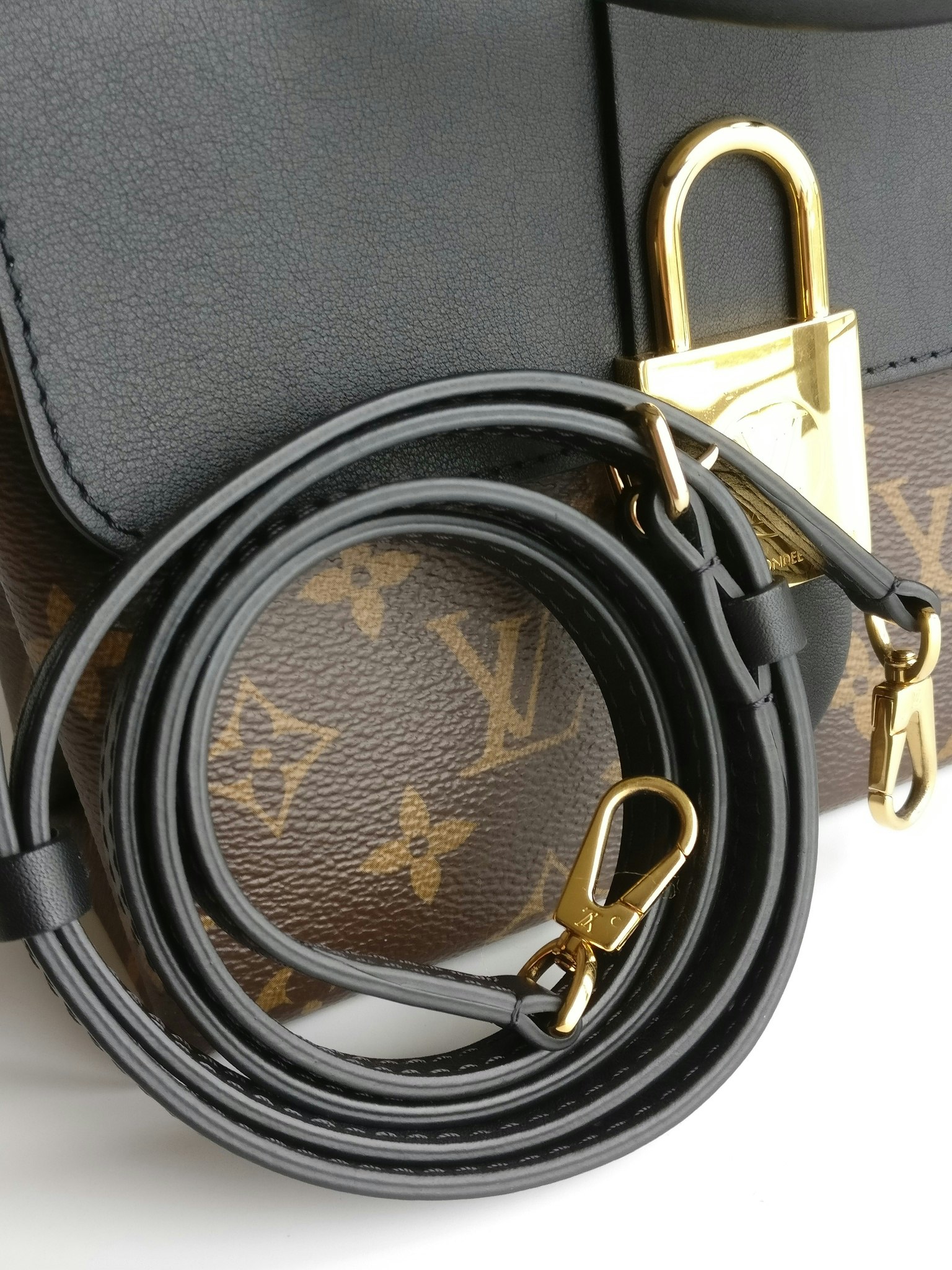 Louis Vuitton Locky BB black monogram
