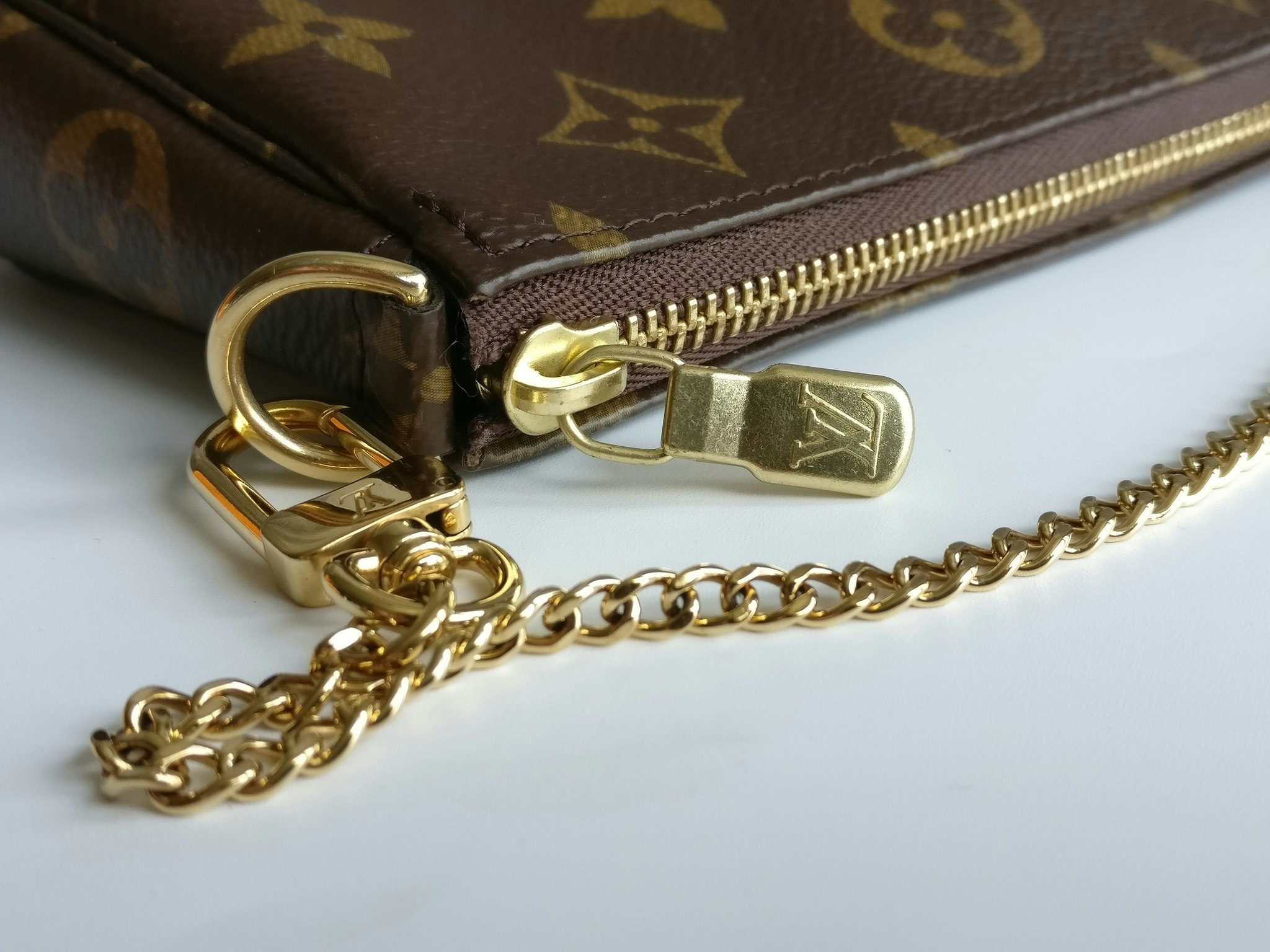Louis Vuitton Mini Pochette Accessoires monogram