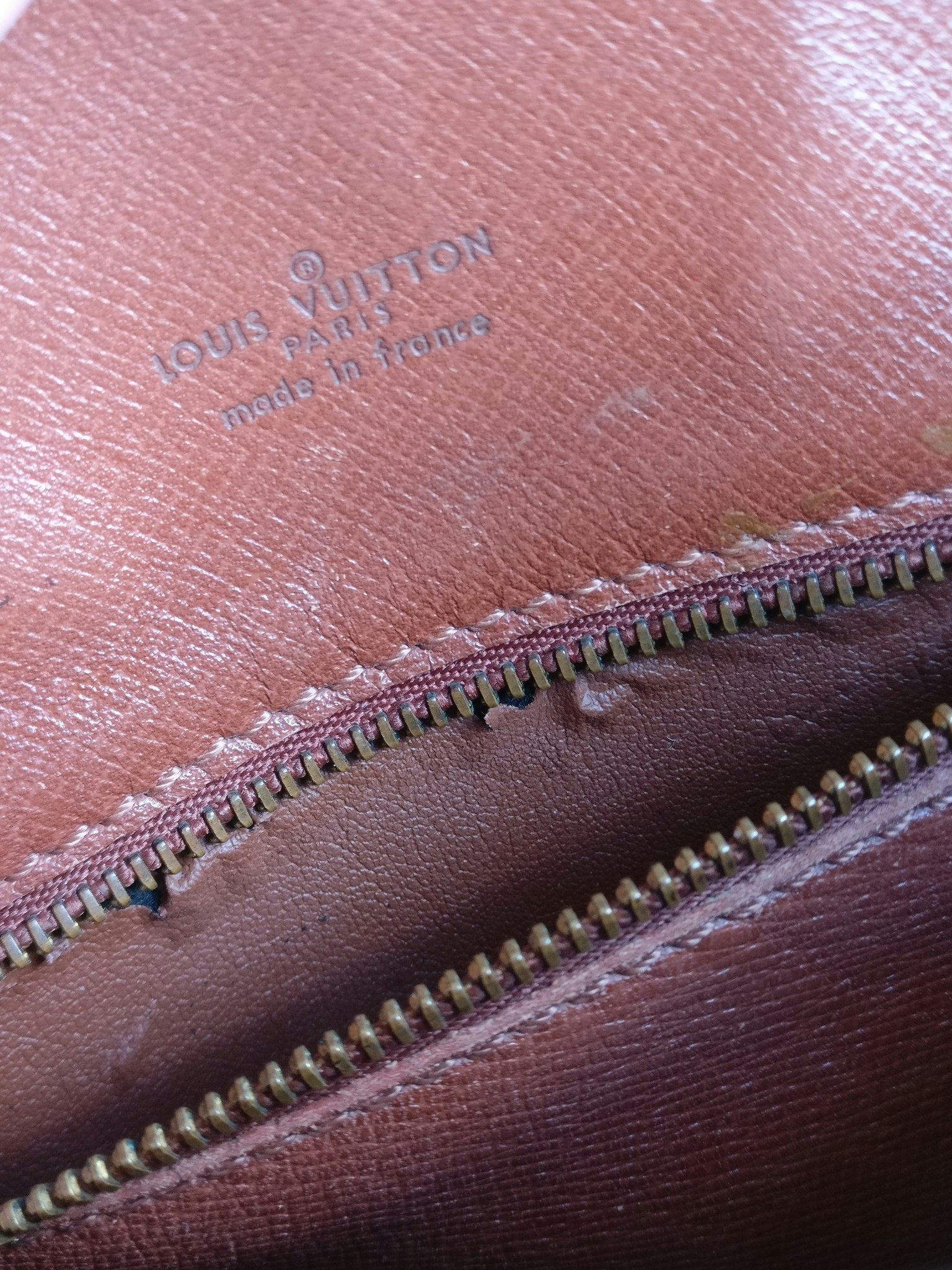 Louis Vuitton St Cloud MM