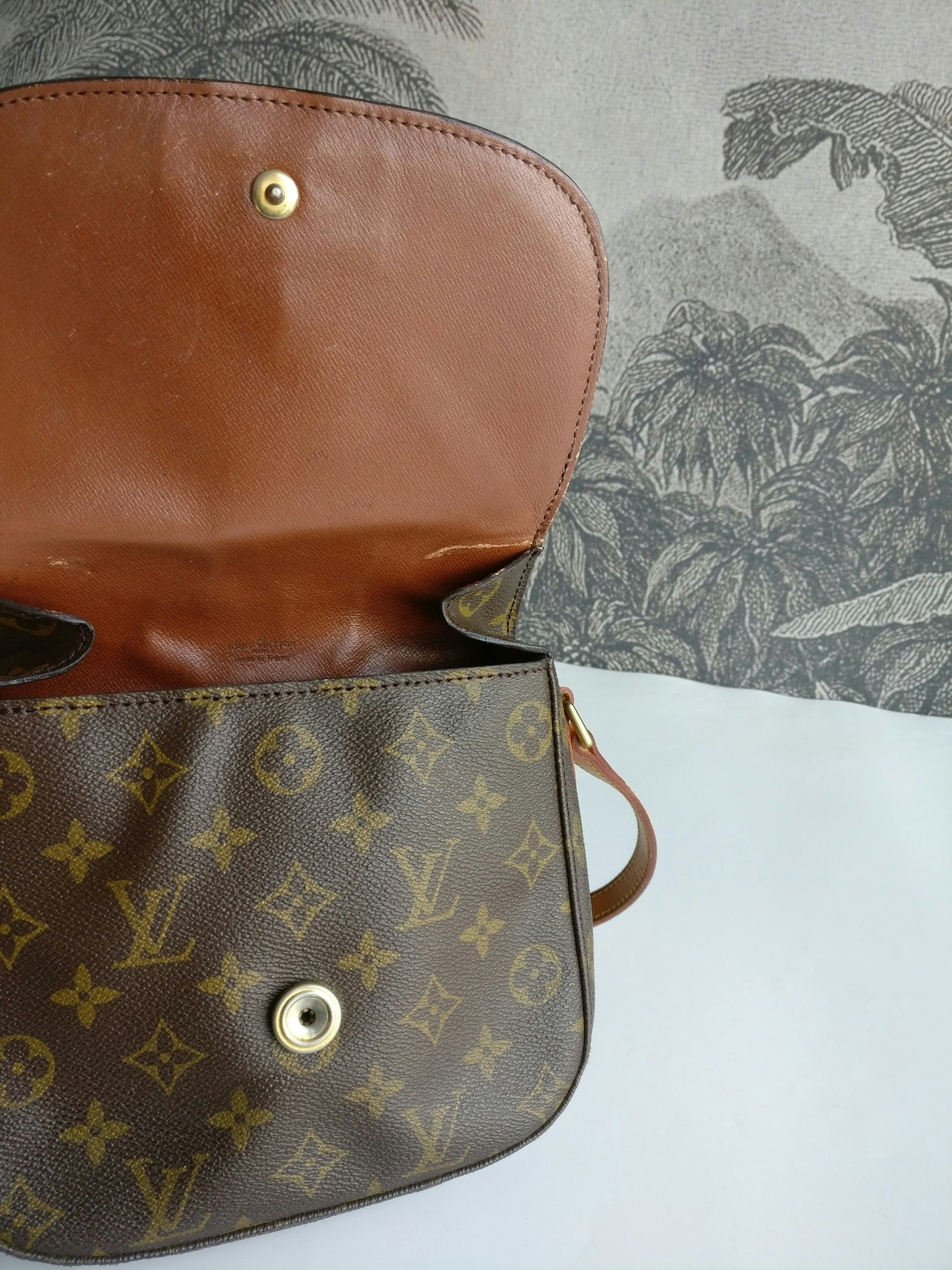Louis Vuitton St Cloud MM