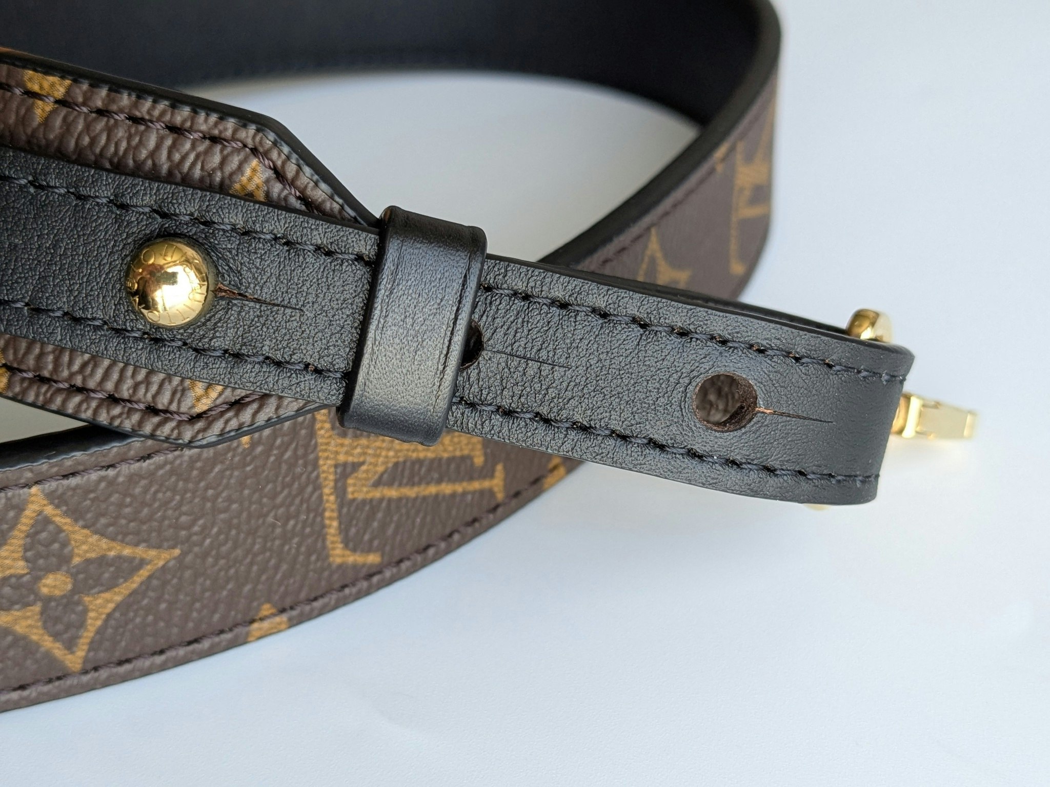 Louis Vuitton Bandouliere XL shoulder strap