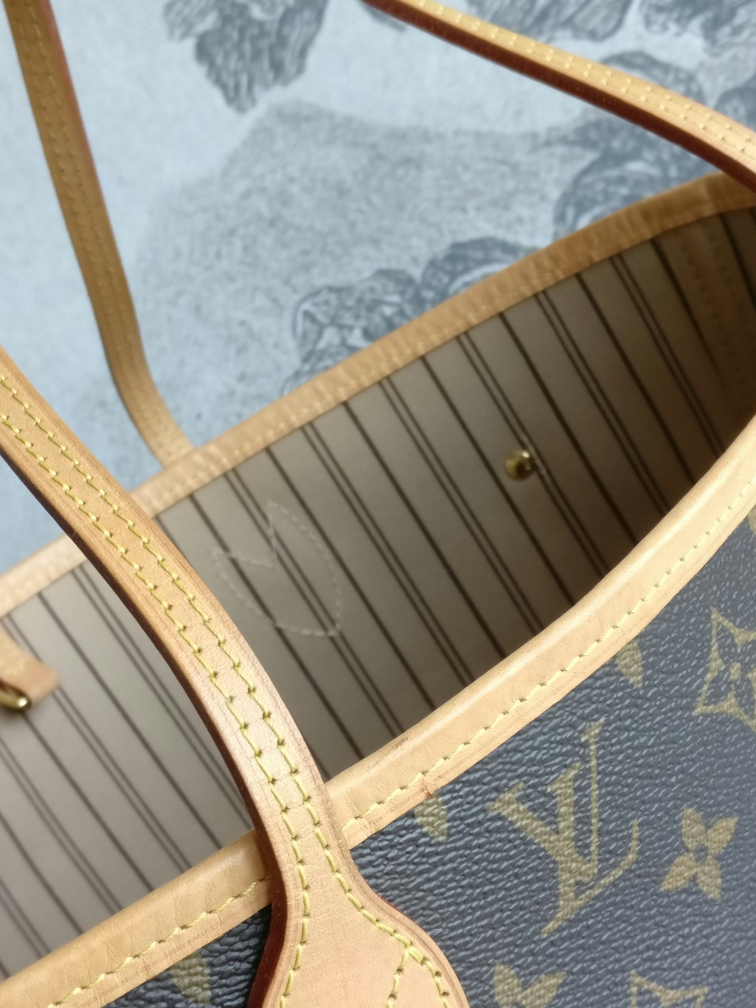 Louis Vuitton Neverfull MM monogram