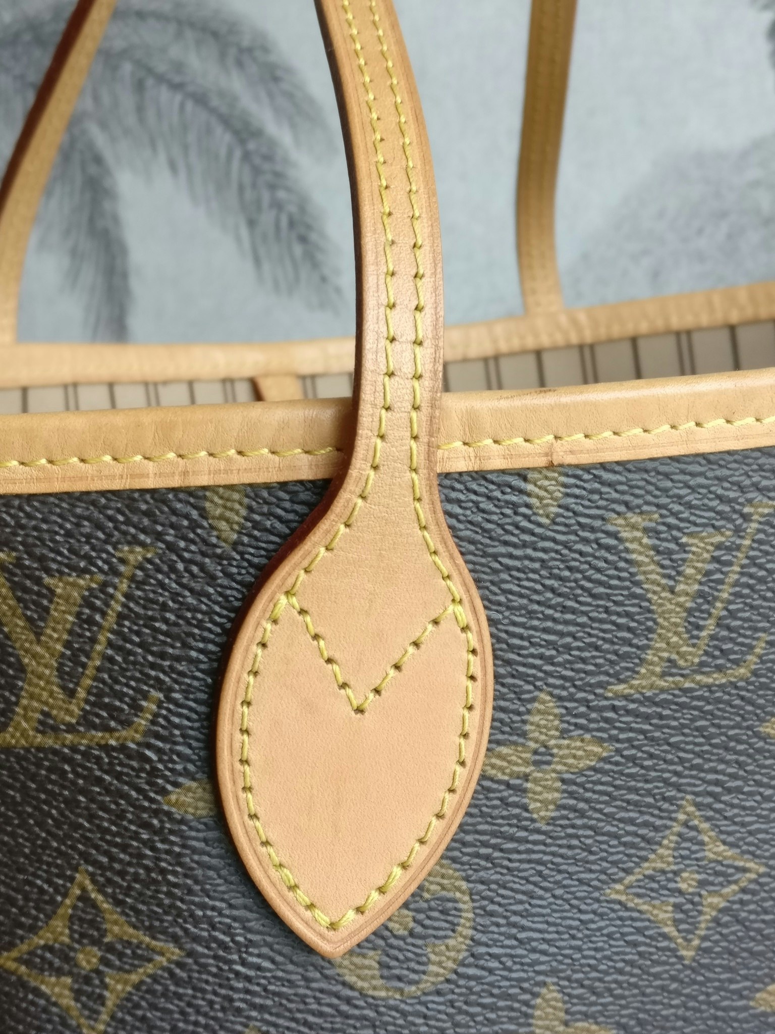 Louis Vuitton Neverfull MM monogram