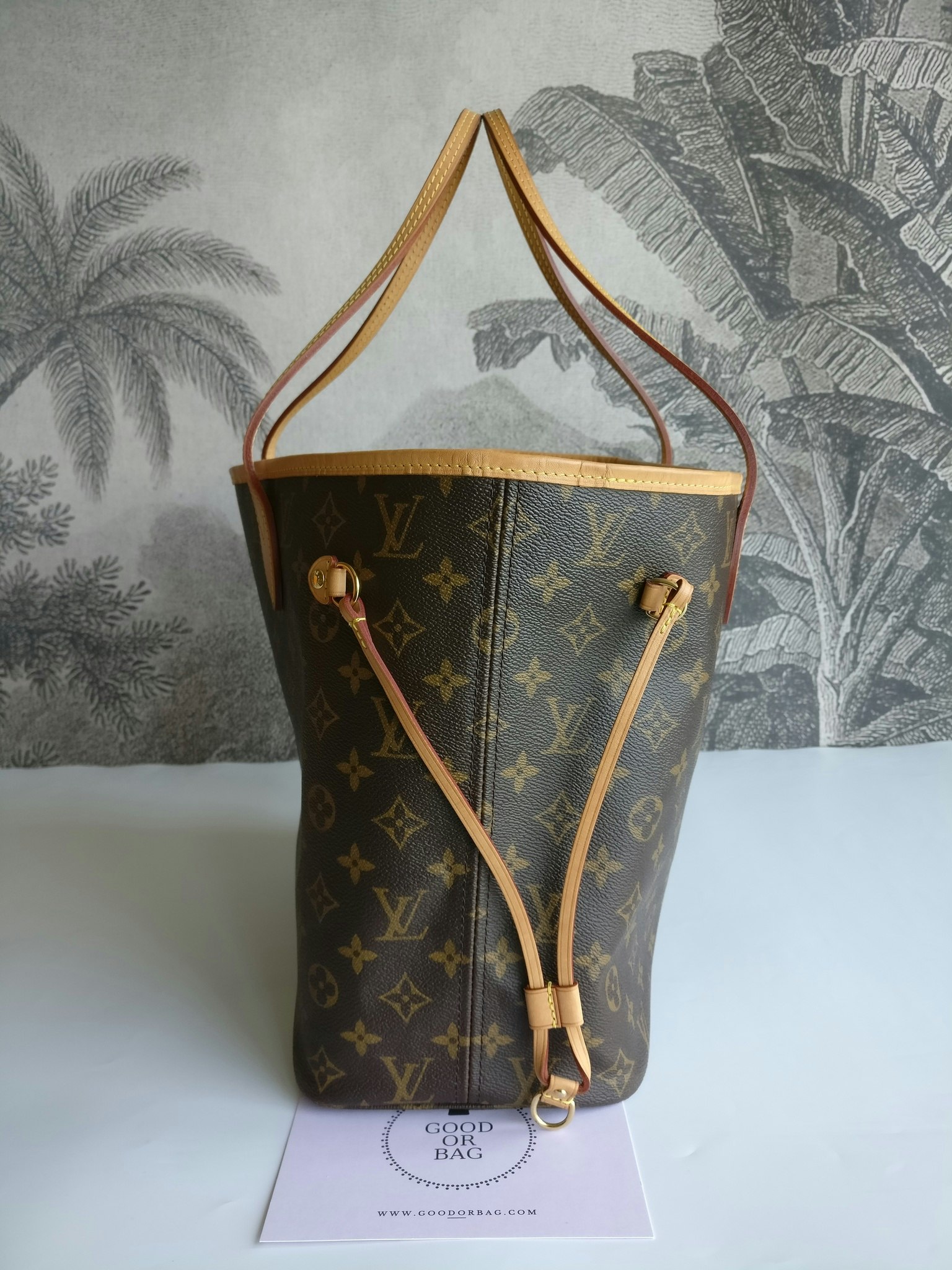 Louis Vuitton Neverfull MM monogram