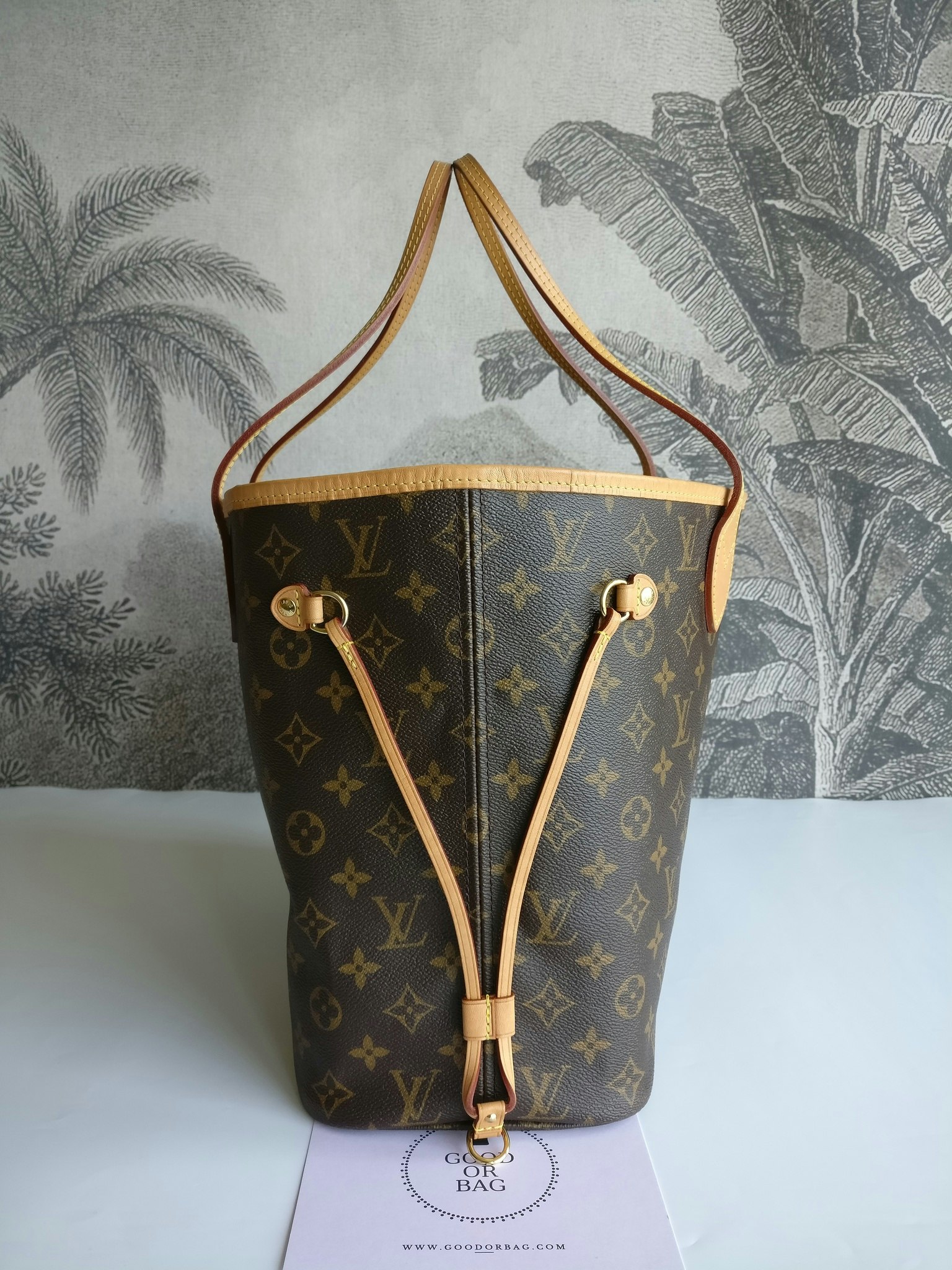 Louis Vuitton Neverfull MM monogram