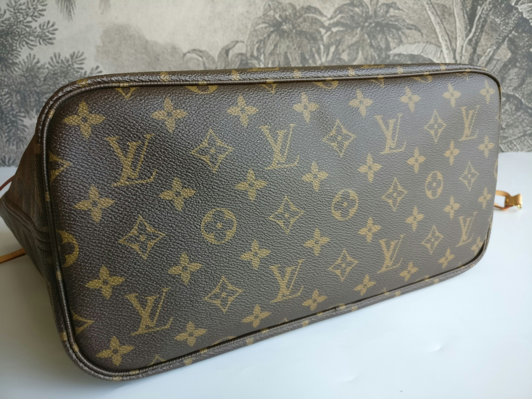 Louis Vuitton Neverfull MM monogram