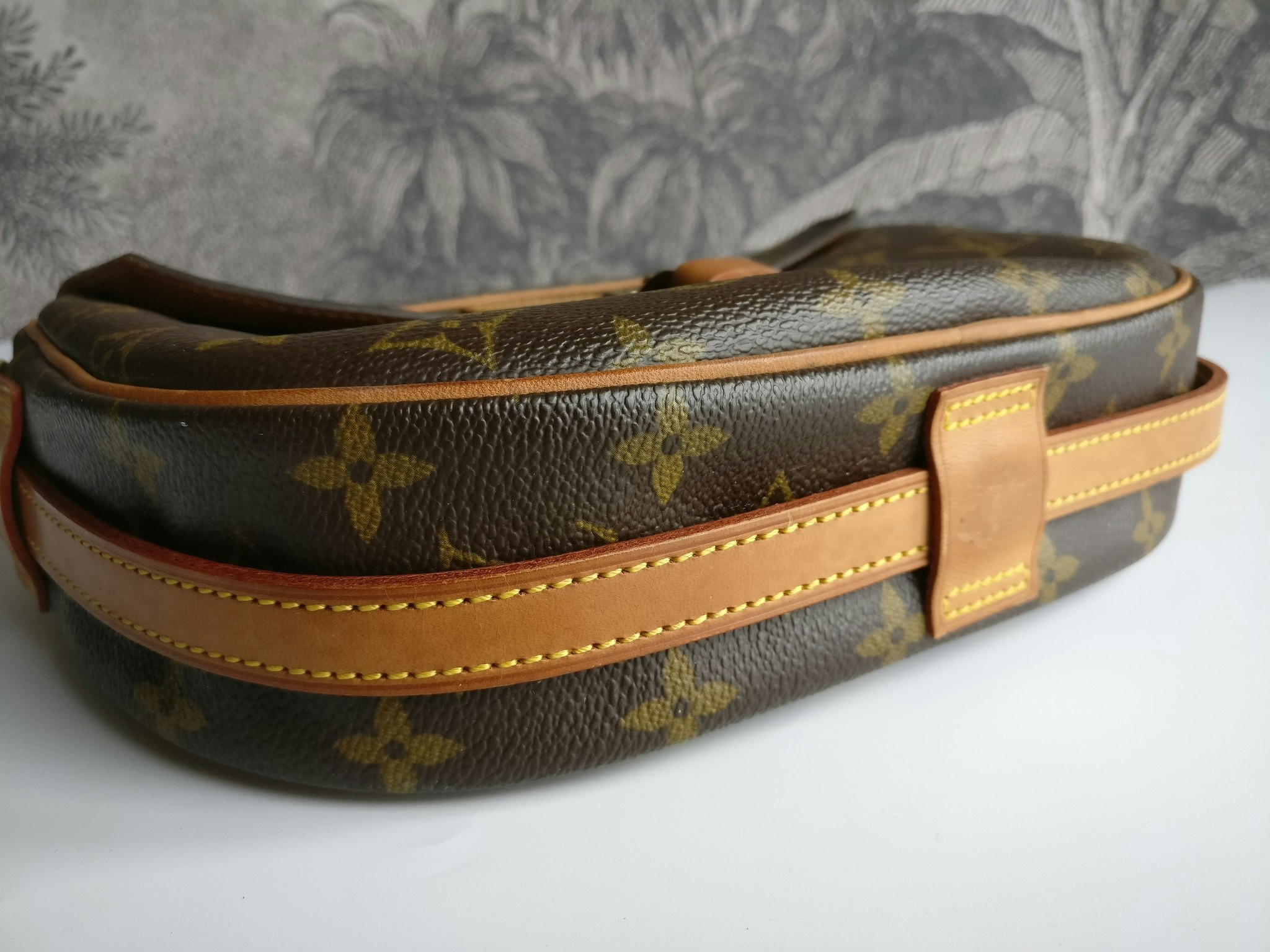 Louis Vuitton Jeune Fille MM