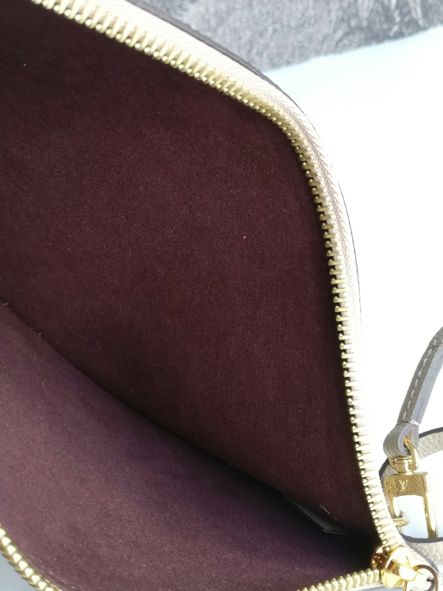 Louis Vuitton Neverfull pochette empreinte Dune