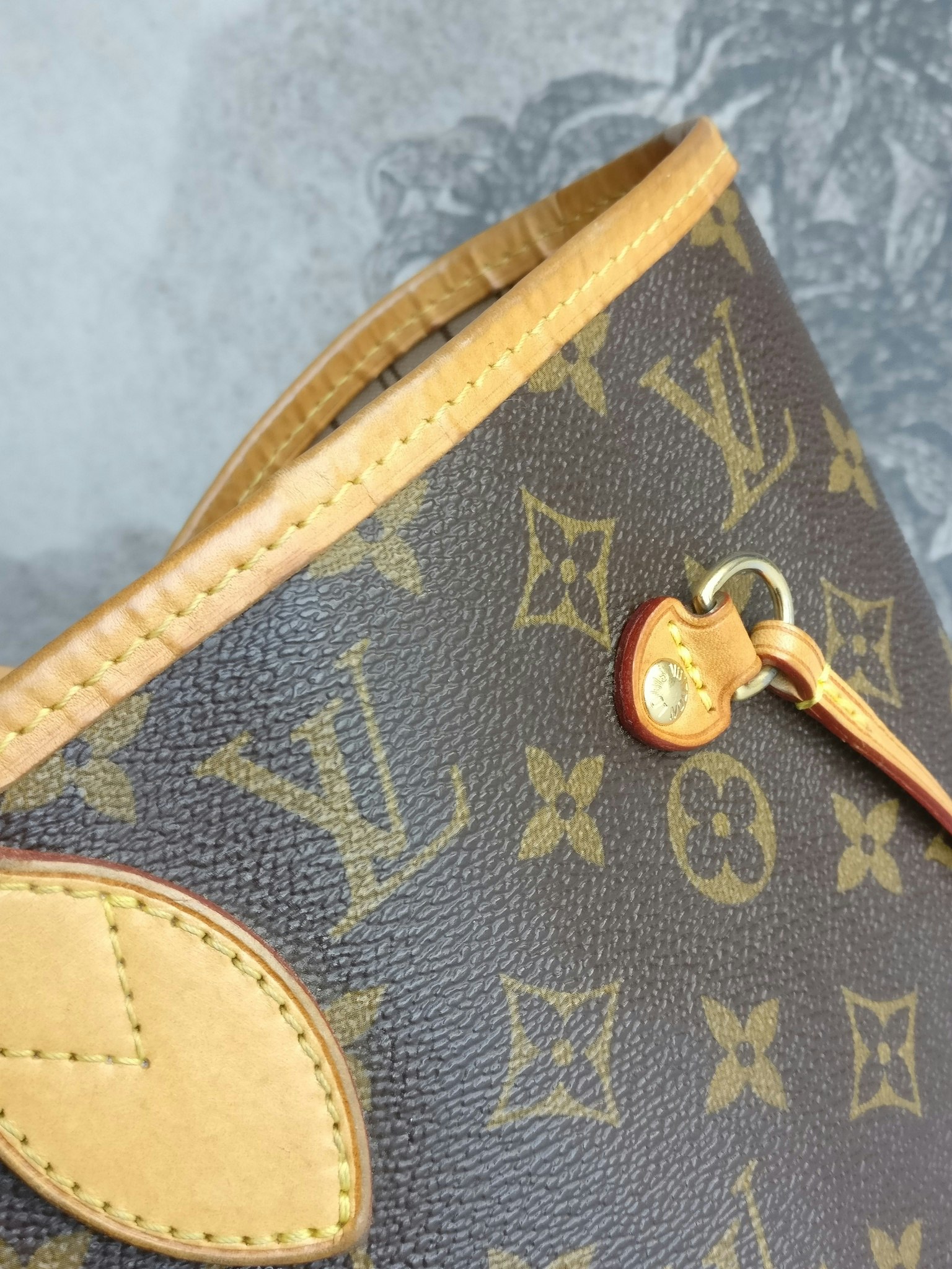 Louis Vuitton Neverfull MM