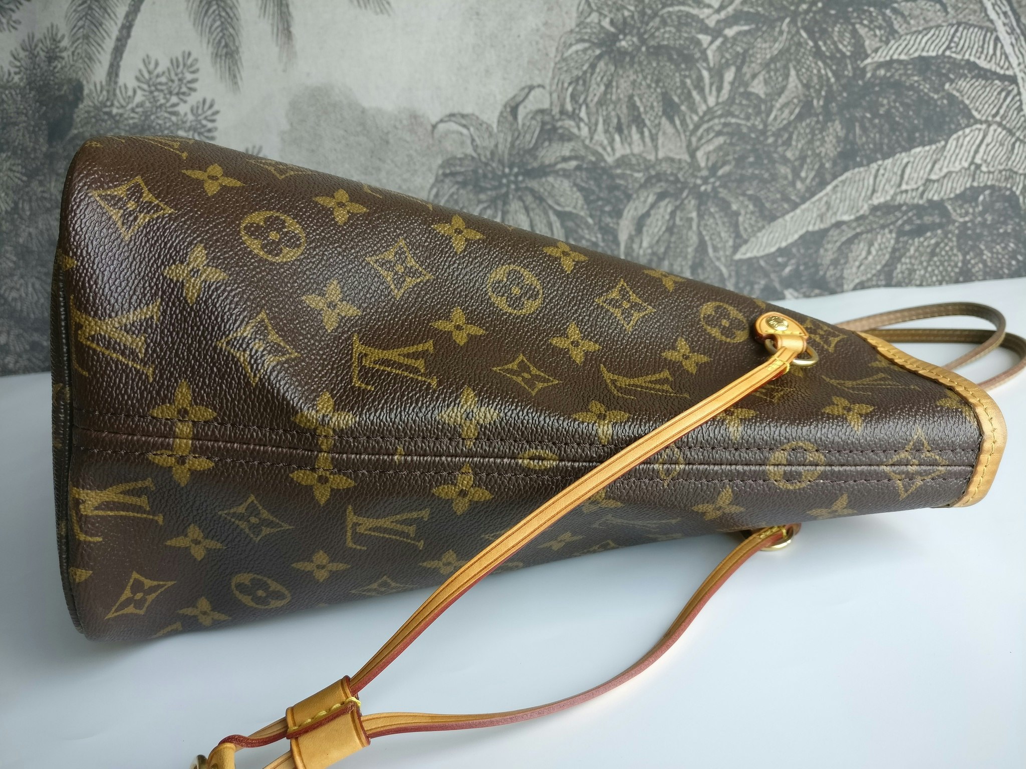 Louis Vuitton Neverfull MM