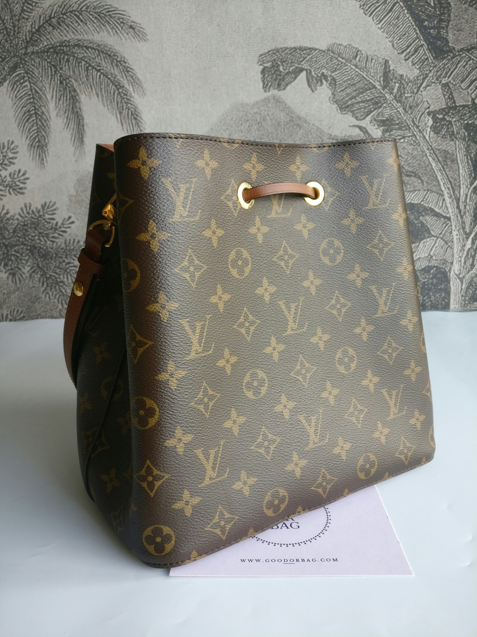 Louis Vuitton NéoNoé MM