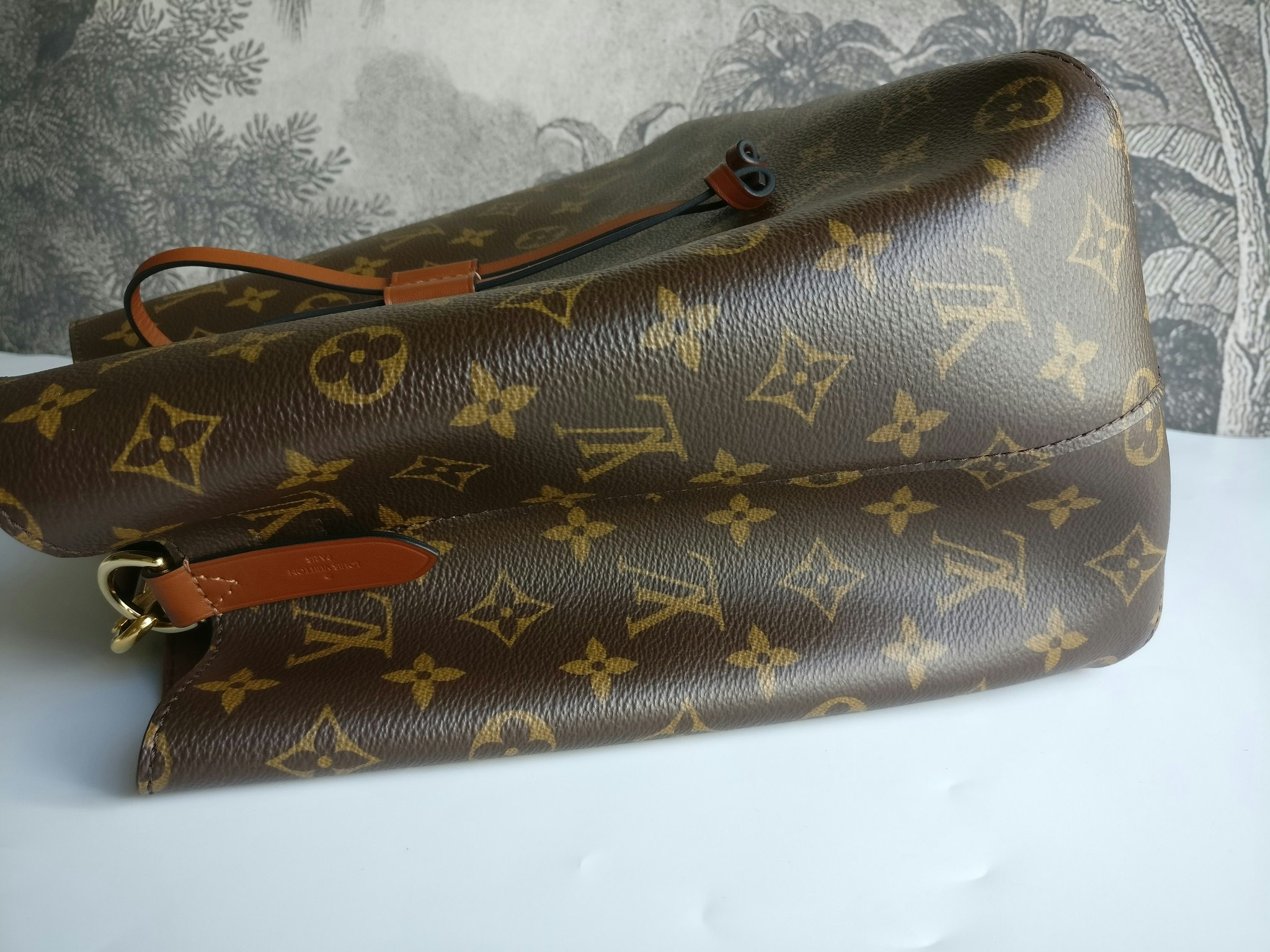 Louis Vuitton NéoNoé MM