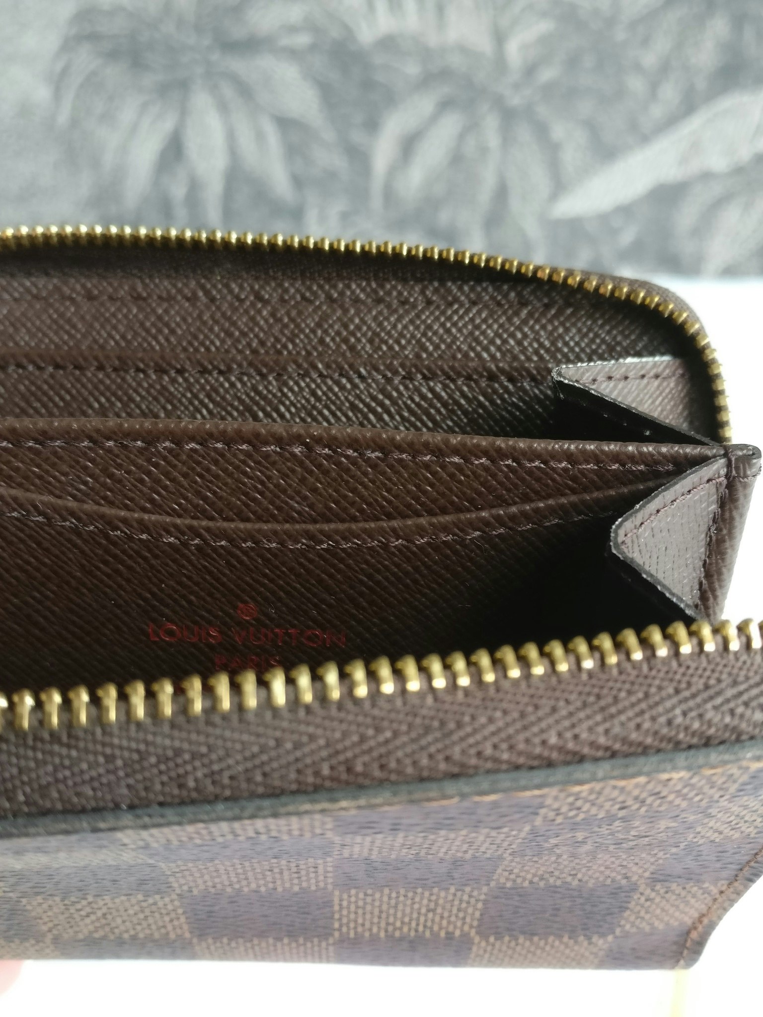 Louis Vuitton Zippy Coin Purse