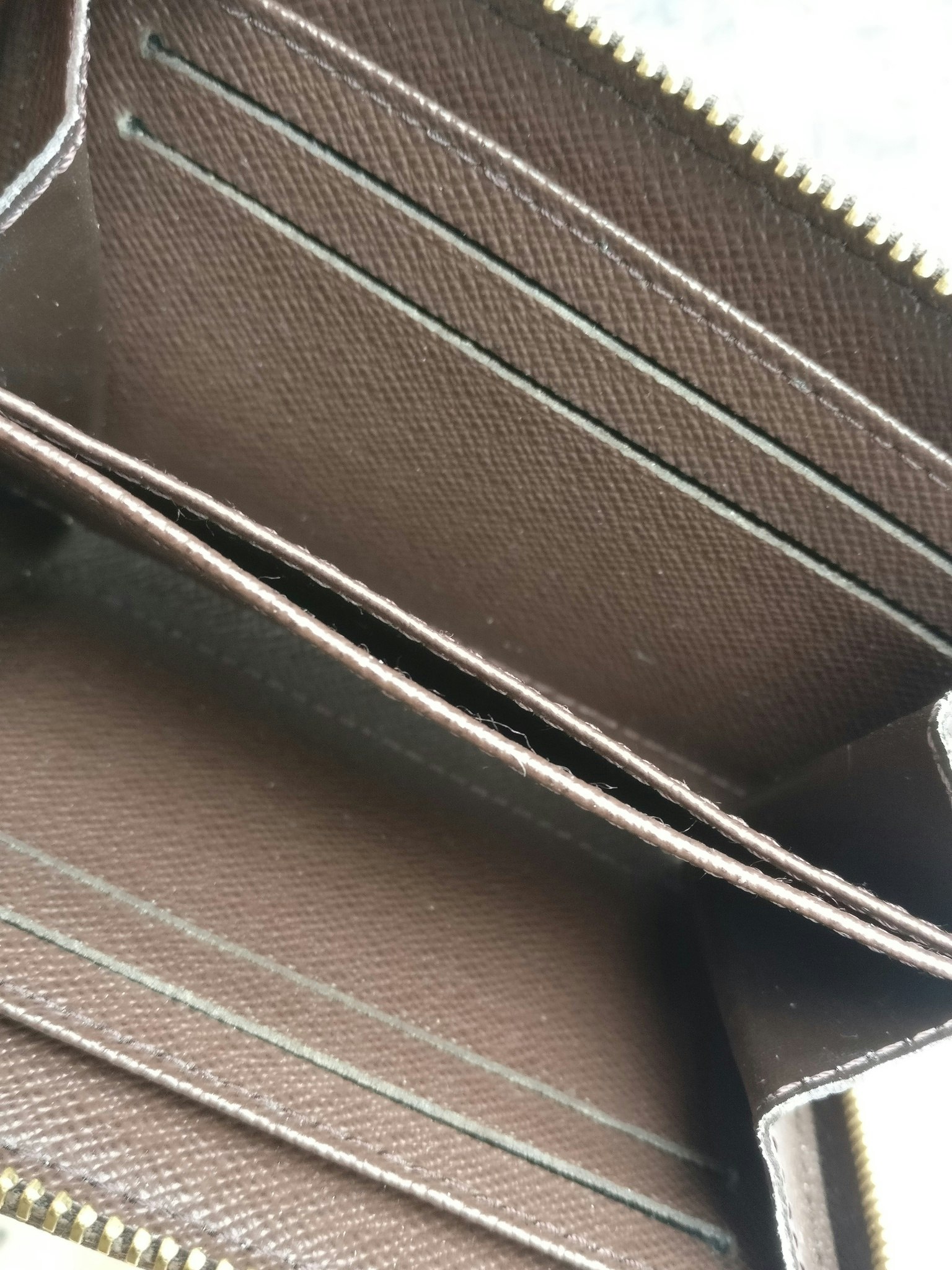 Louis Vuitton Zippy Coin Purse