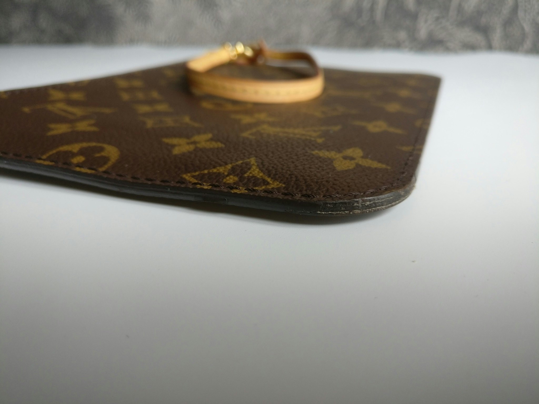 Louis Vuitton Neverfull MM/GM pouch