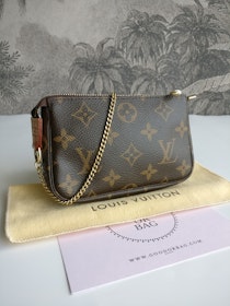 Louis Vuitton Mini Pochette Accessoires